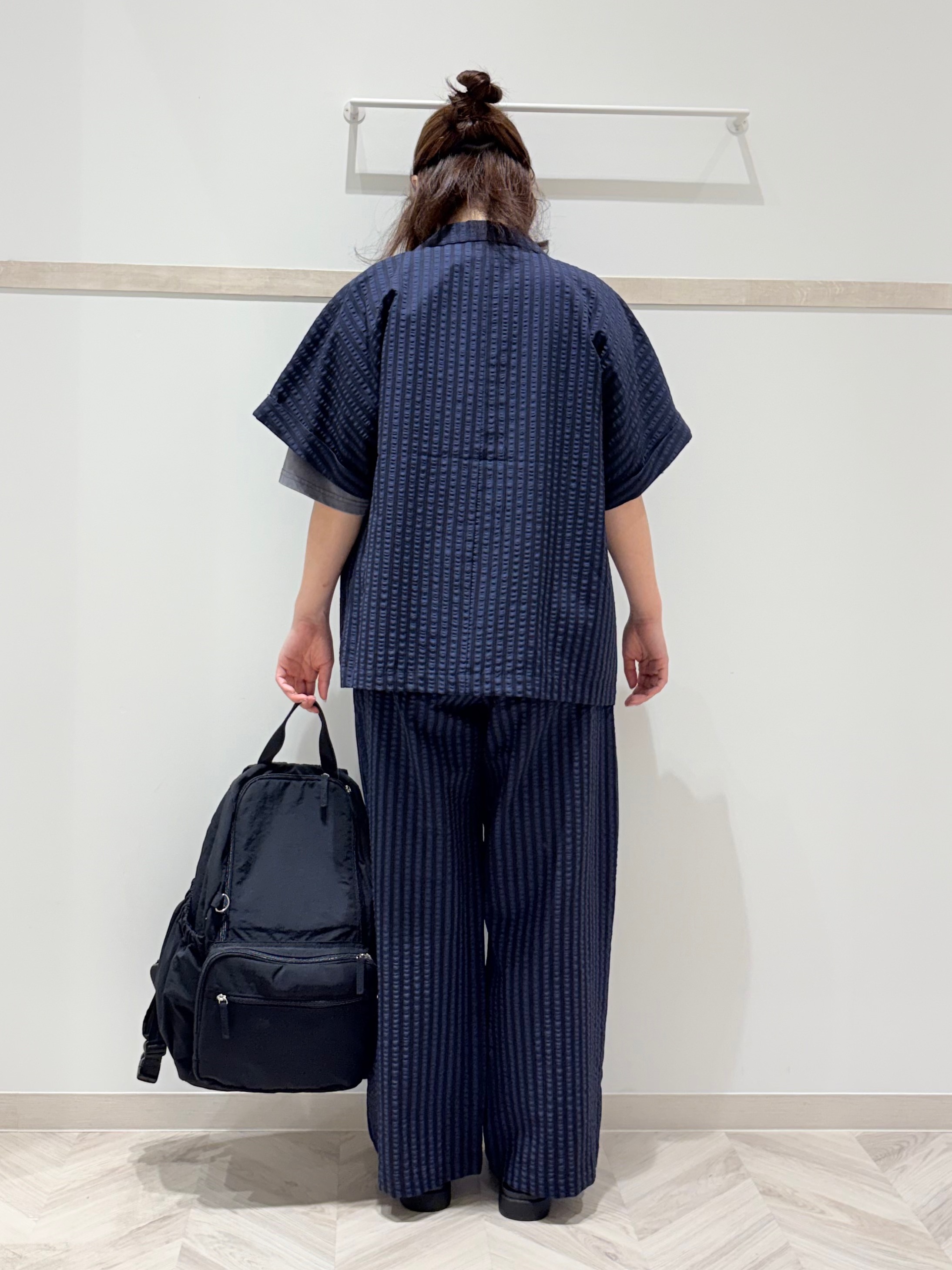 c_h_i_k_aさんの「SHOO･LA･RUE｜【S-LL/吸水速乾/セットアップ可】羽織るだけで主役になる サッカーストライプシャツジャケット」を使ったコーディネート