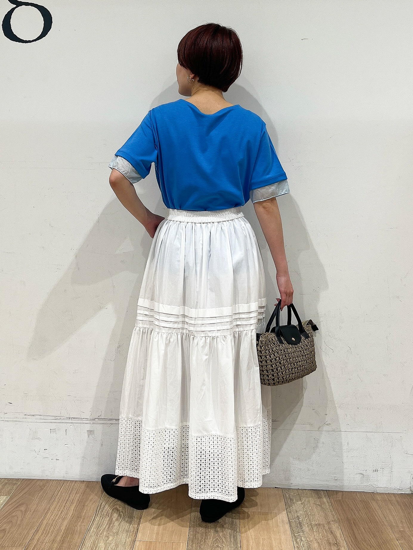 山さんさんの「grove｜【二の腕カバー/UVカット】袖口シアースクエアネックTシャツ」を使ったコーディネート