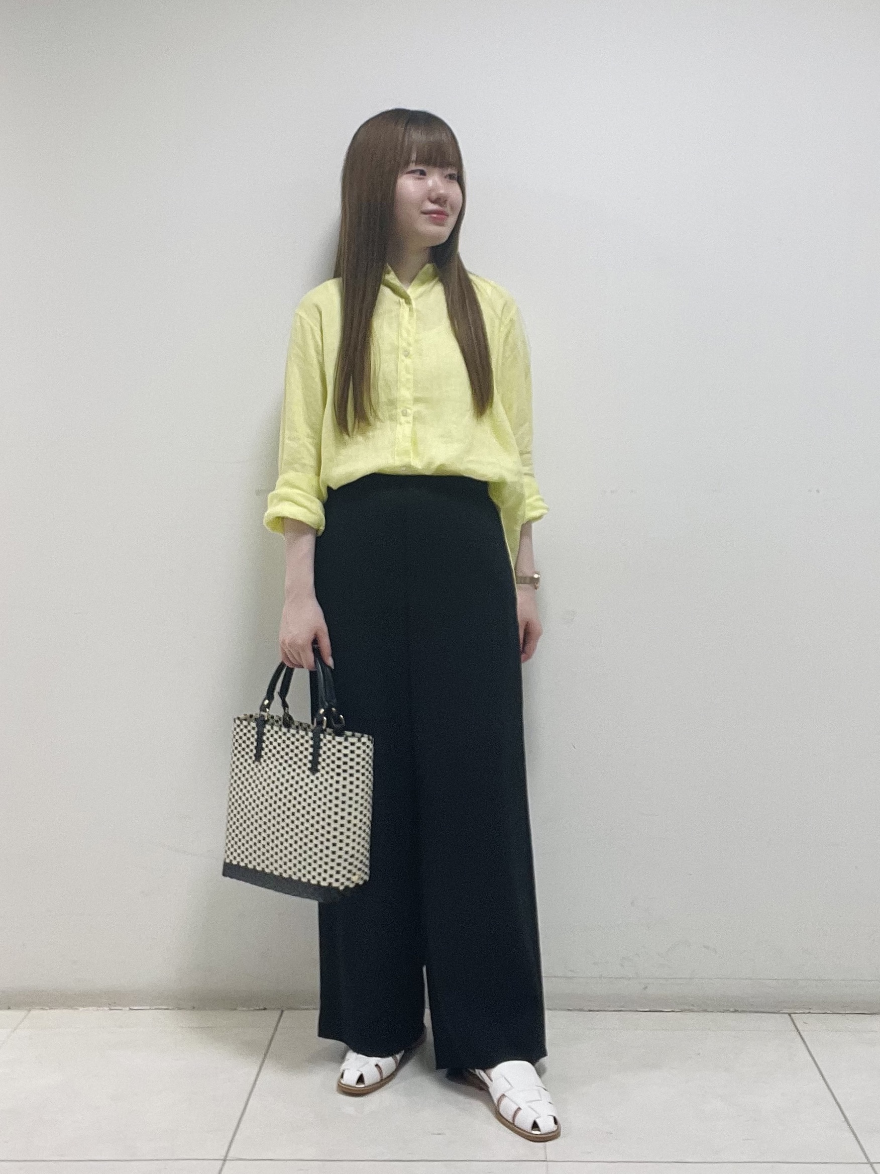 mさんの「INDIVI｜【接触冷感／2WAY】カシュクールリネンシャツ」を使ったコーディネート