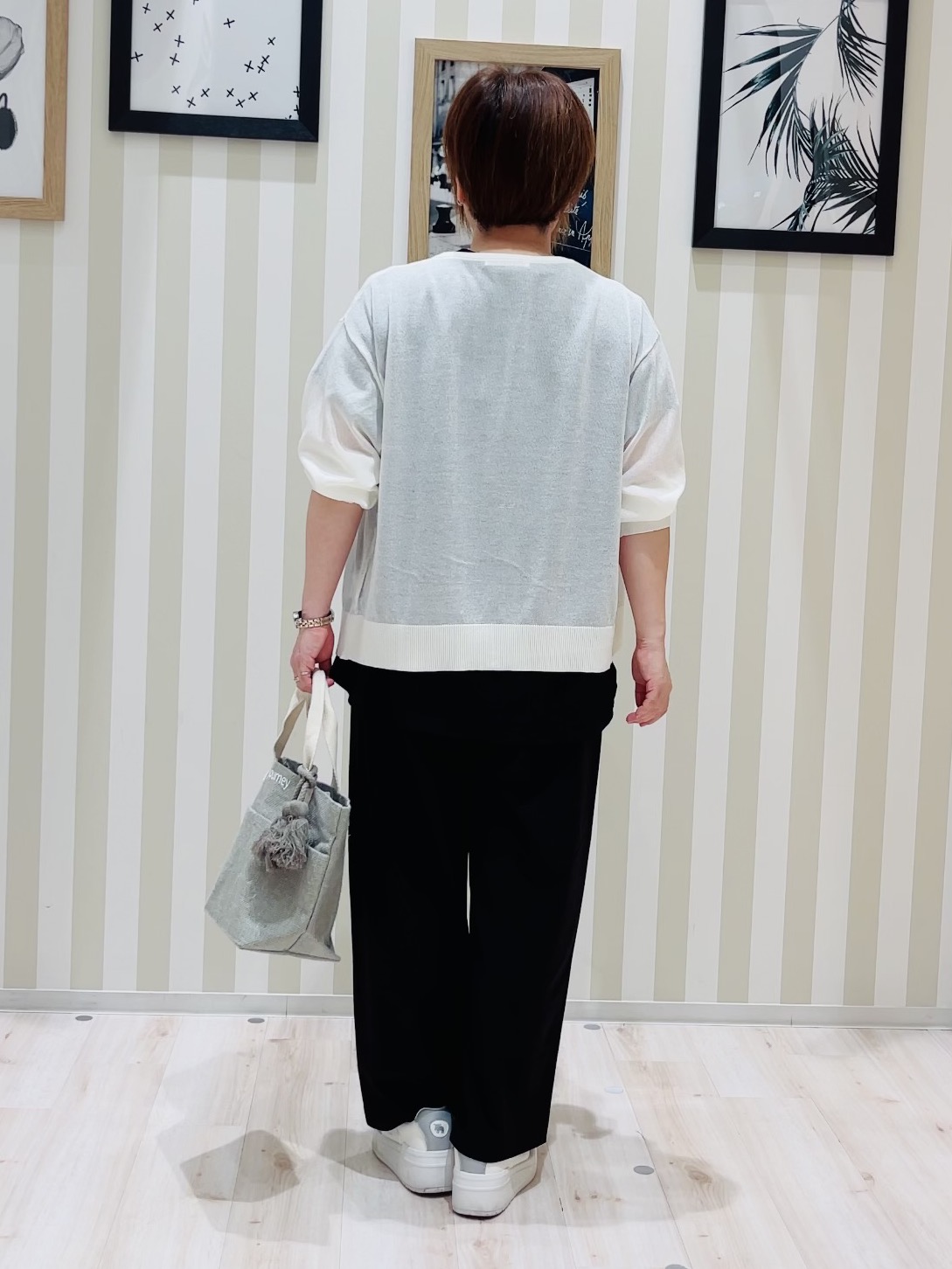 ma_miさんの「SHOO･LA･RUE｜【洗濯機可/S-LL】程よいVネックですっきり魅せる ジップアップ 7分袖シアーカーディガン」を使ったコーディネート