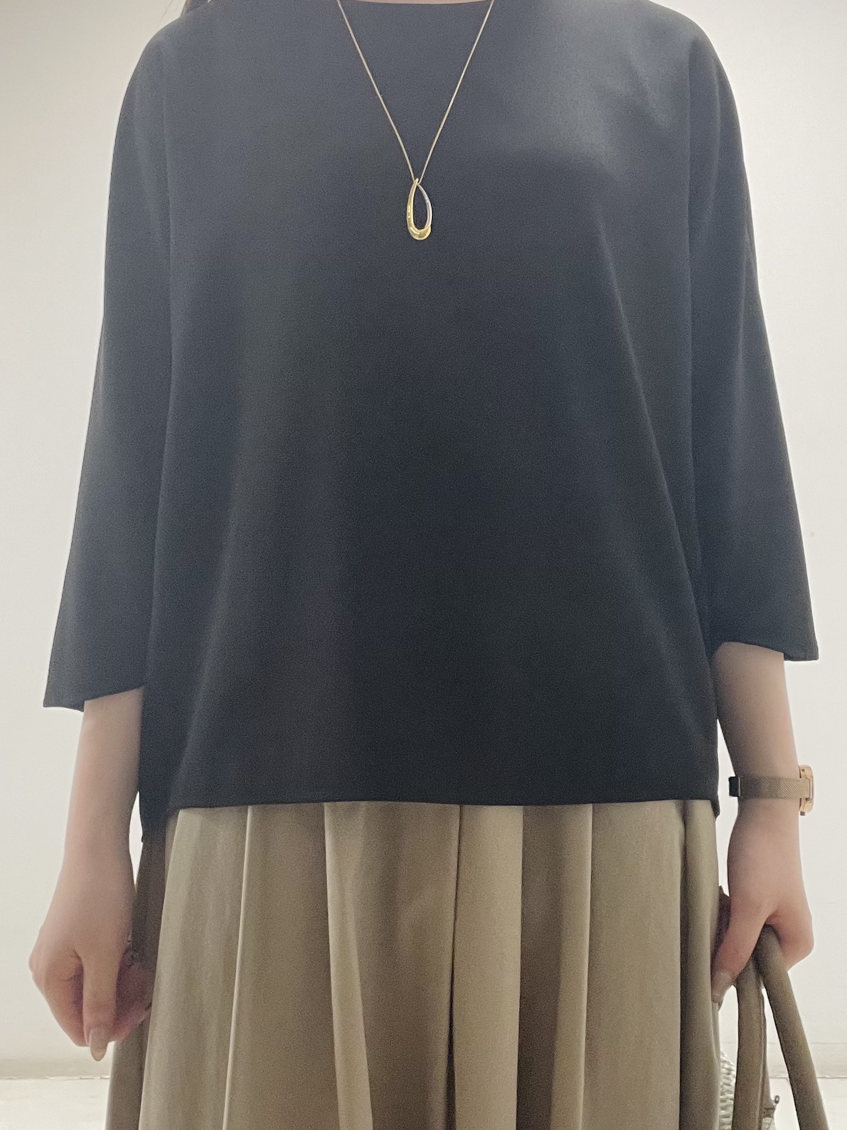 mさんの「INDIVI｜【接触冷感／透湿／着る日傘】ドルマントップス」を使ったコーディネート