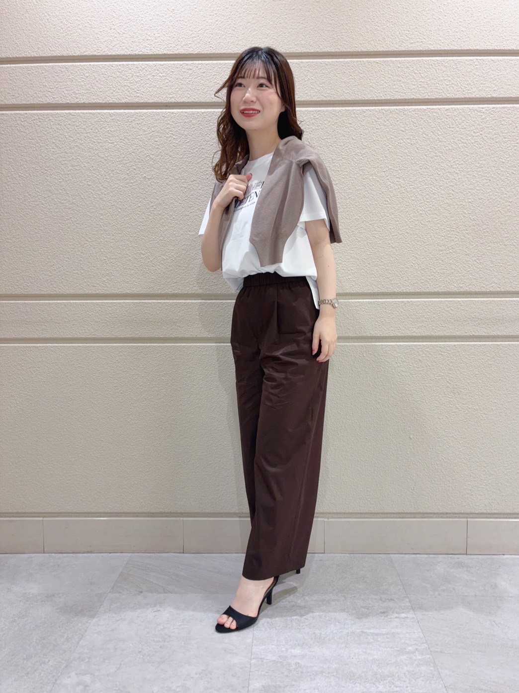 ユナさんの「UNTITLED｜【ロゴ/プリント】グラフィックTシャツ」を使ったコーディネート