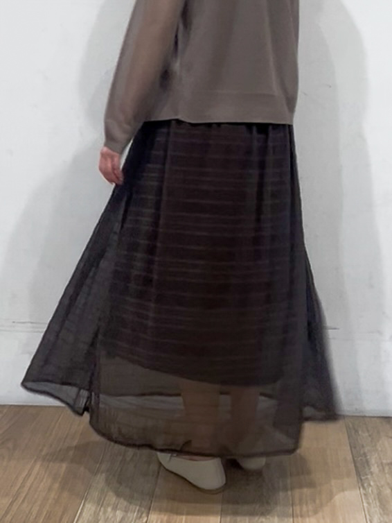 山さんさんの「grove｜高評価！【洗える/名品】大人の透け感、シアーカーディガン」を使ったコーディネート