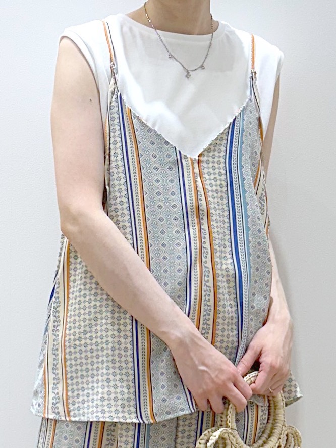yurieさんの「OPAQUE.CLIP｜オーガニックコットン混ベーシックTシャツ【洗濯機OK】《SS～LL》」を使ったコーディネート
