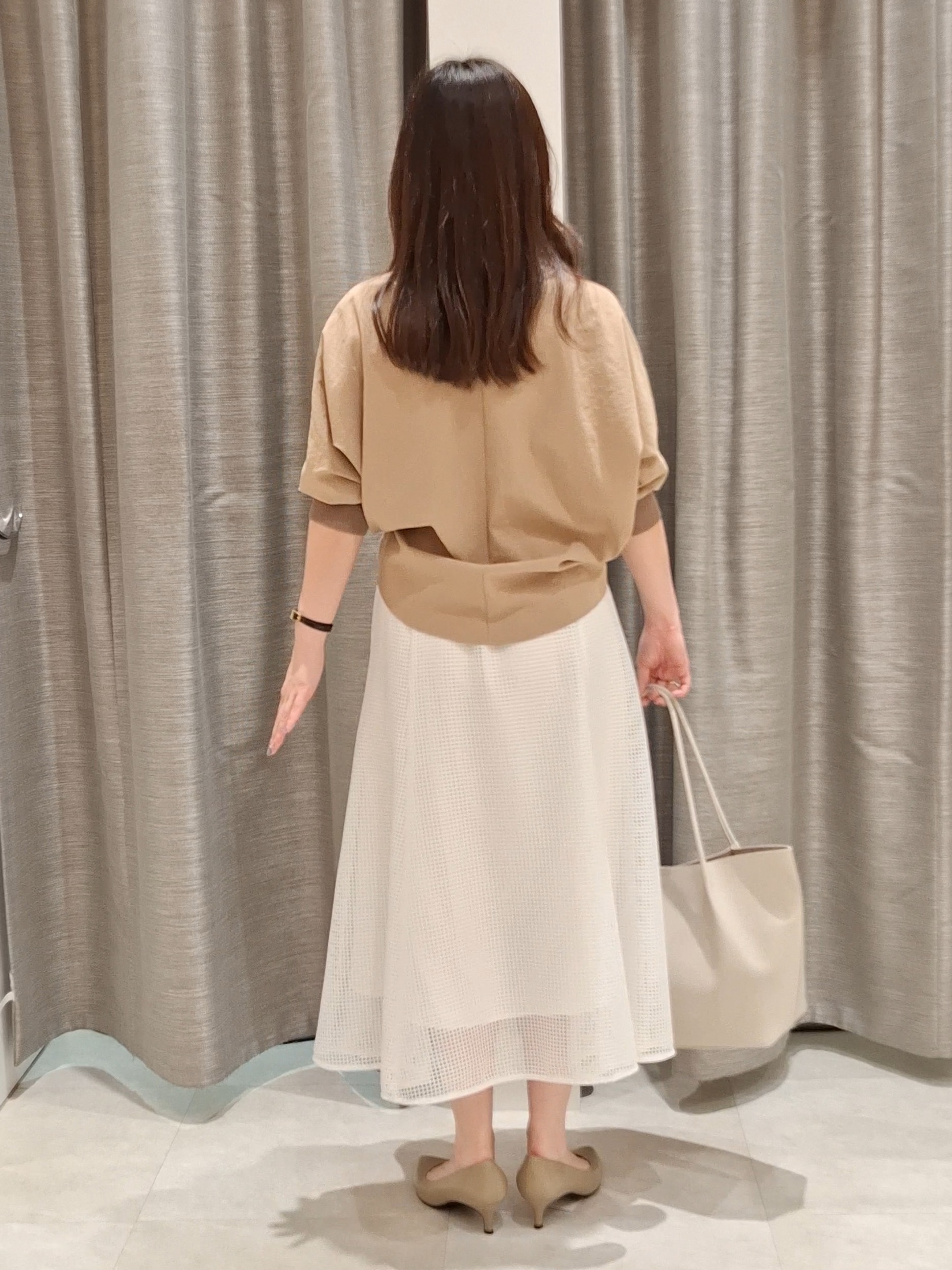 YuKaRiさんの「UNTITLED｜【吸水速乾/UVカット】ドルマンスリーブブラウス」を使ったコーディネート