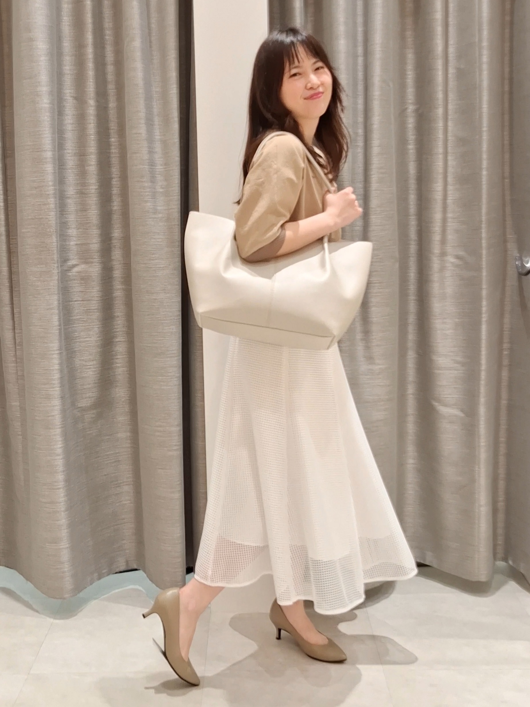 YuKaRiさんの「UNTITLED｜【吸水速乾/UVカット】ドルマンスリーブブラウス」を使ったコーディネート