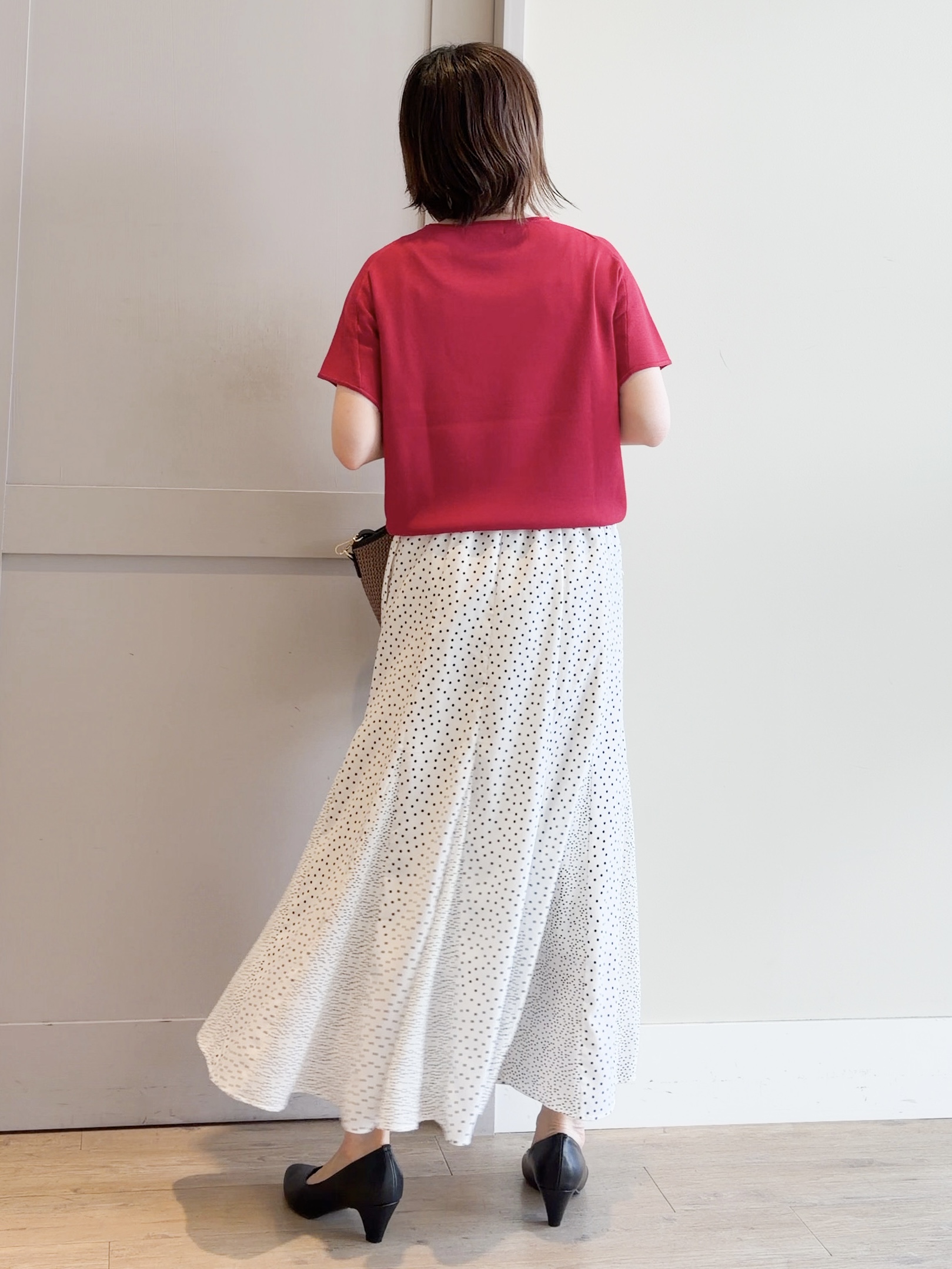 yamakoさんの「grove｜【シリーズ累計36万枚！名品ニット】やわらかドライタッチ ドルマンニット」を使ったコーディネート