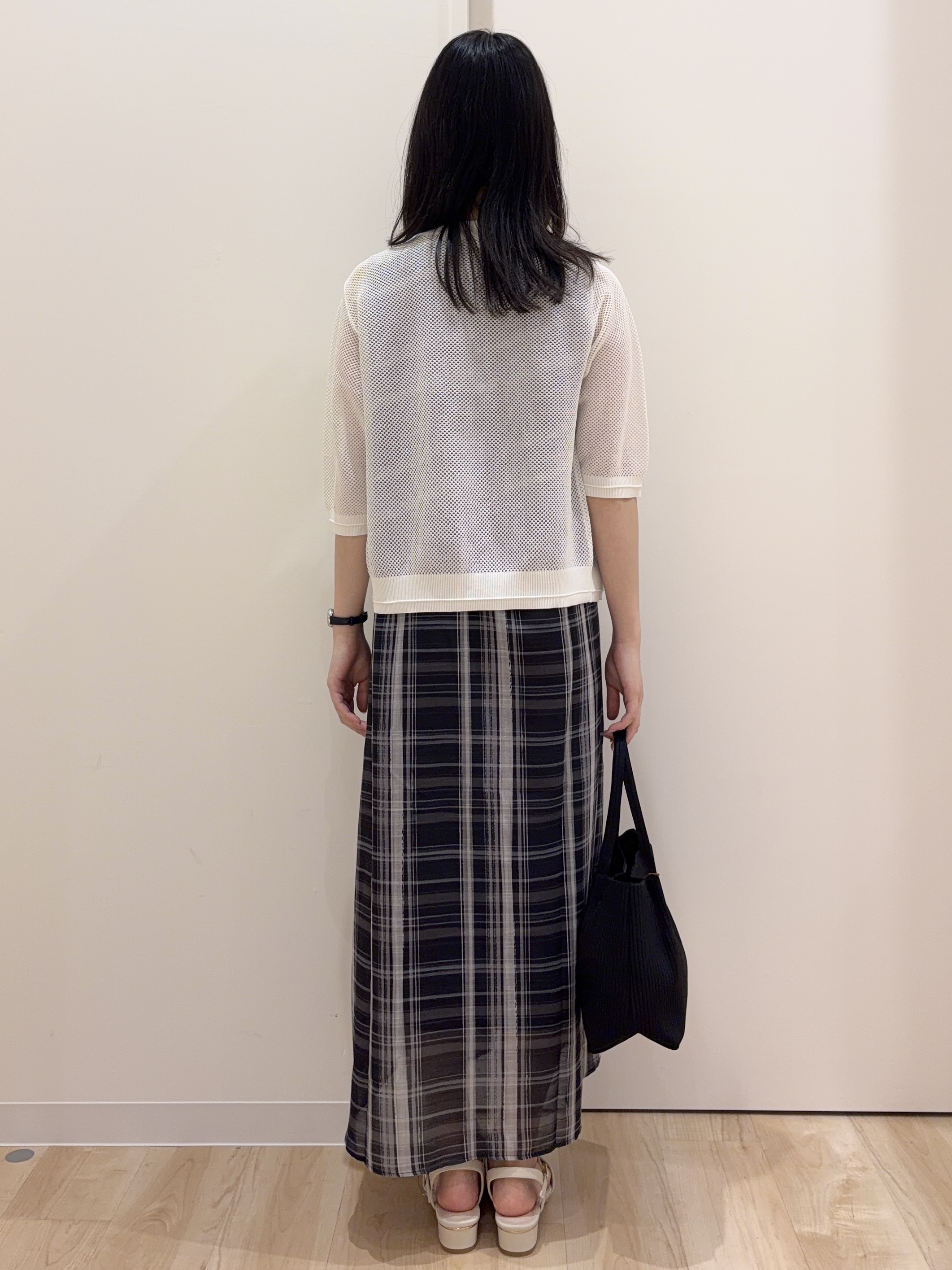 ayaneさんの「grove｜【洗える】透けない、大人のメッシュカーディガン」を使ったコーディネート