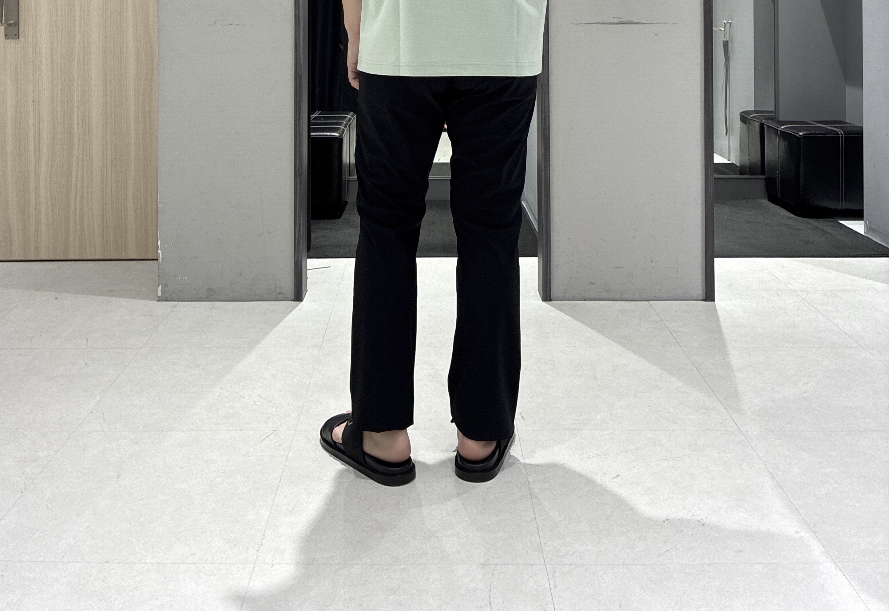 わいずみさんの「TAKEO KIKUCHI｜ワンストローク刺繍 半袖 Tシャツ」を使ったコーディネート