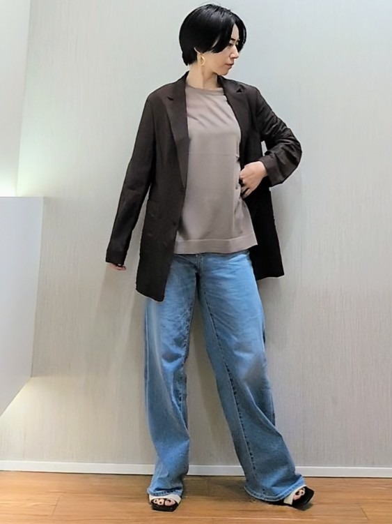 ミズタさんの「UNTITLED｜◆【程よいシアー感/洗える】エアリーバイオジャケット」を使ったコーディネート