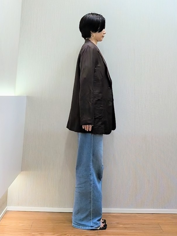 ミズタさんの「UNTITLED｜◆【程よいシアー感/洗える】エアリーバイオジャケット」を使ったコーディネート