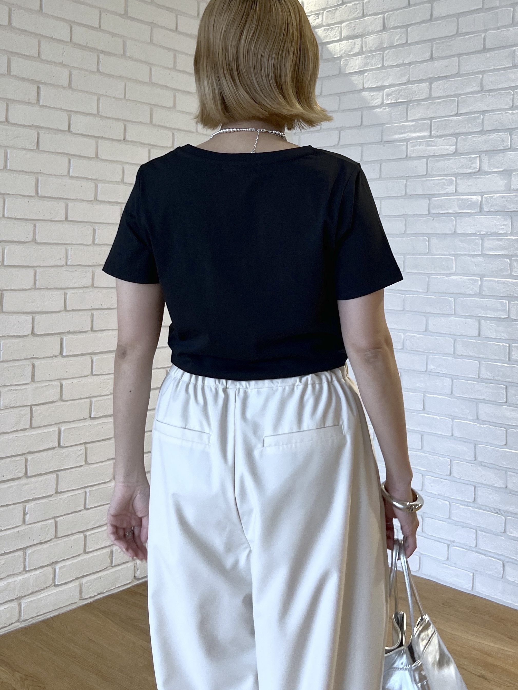 Harukaさんの「INDIVI｜3DプリントロゴTシャツ【再入荷】」を使ったコーディネート