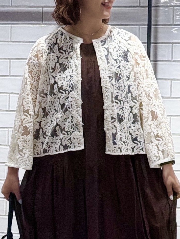 sumicaさんの「OPAQUE.CLIP｜刺繍レースショートブラウス【洗える】」を使ったコーディネート
