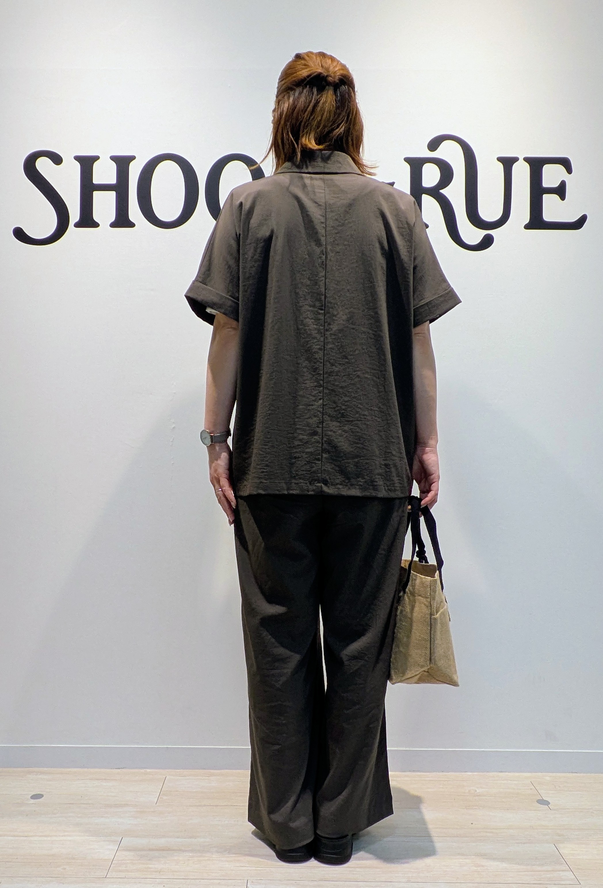 miniさんの「SHOO･LA･RUE｜【高レビュー/洗濯機可/セットアップ可】軽凛(かろりん) 半袖ジャケット」を使ったコーディネート