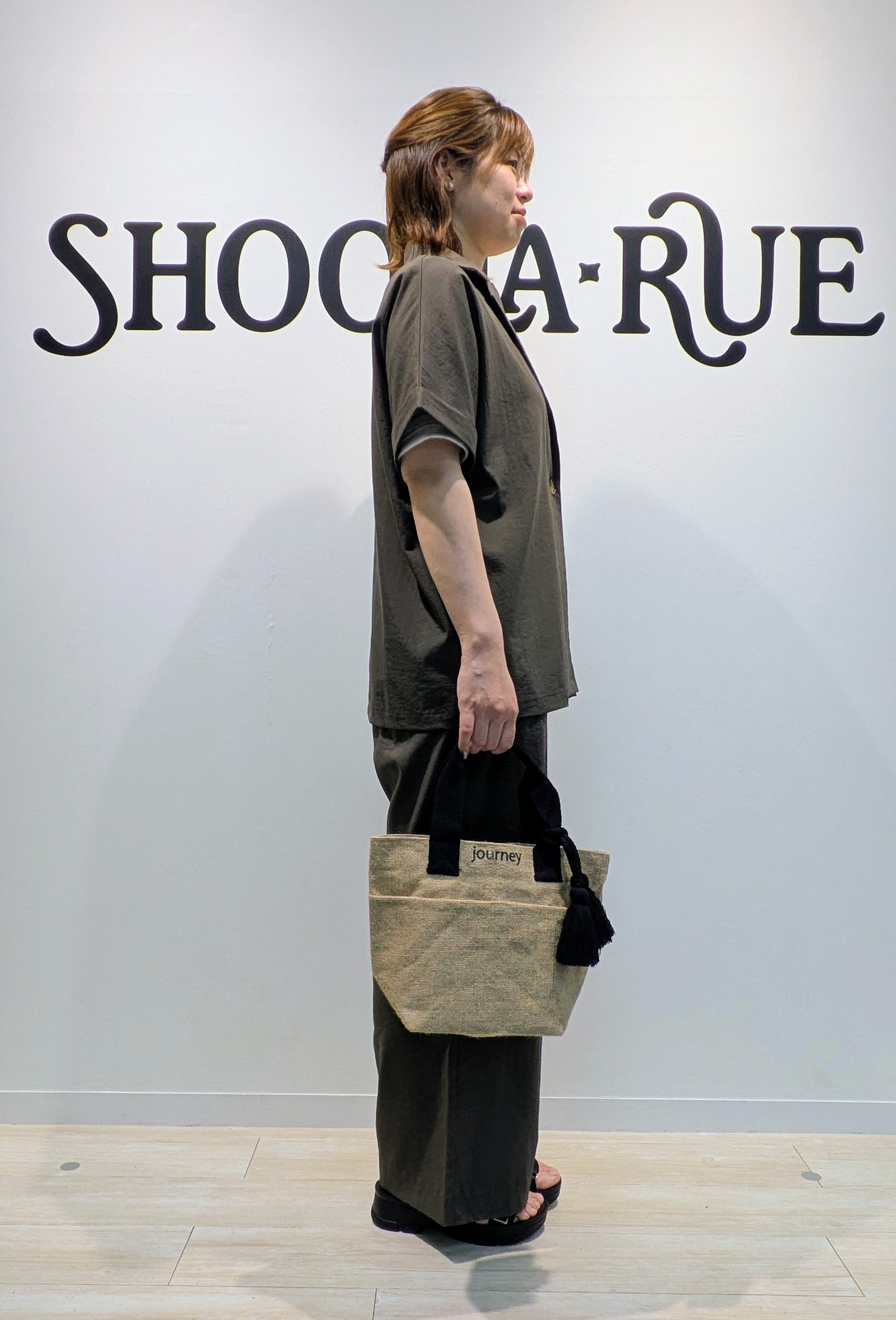 miniさんの「SHOO･LA･RUE｜【高レビュー/洗濯機可/セットアップ可】軽凛(かろりん) 半袖ジャケット」を使ったコーディネート
