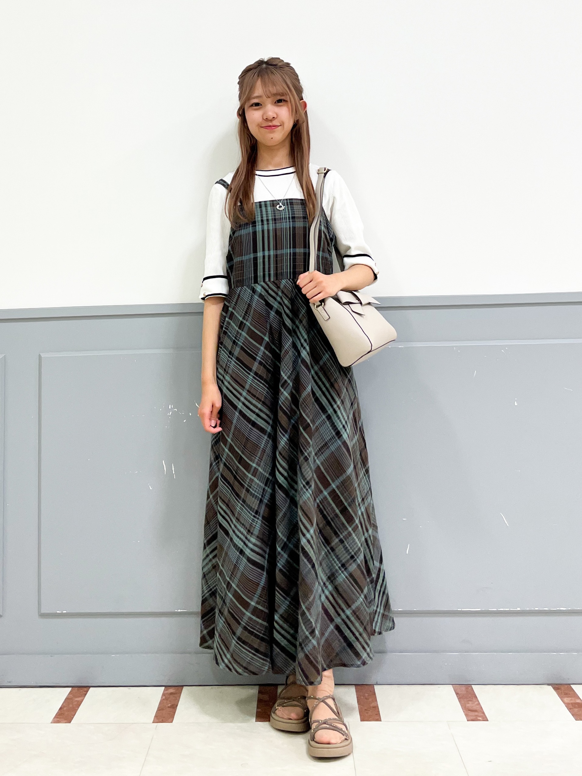 Aoさんの「grove｜高評価！【洗える/名品】大人の透け感、シアーカーディガン」を使ったコーディネート