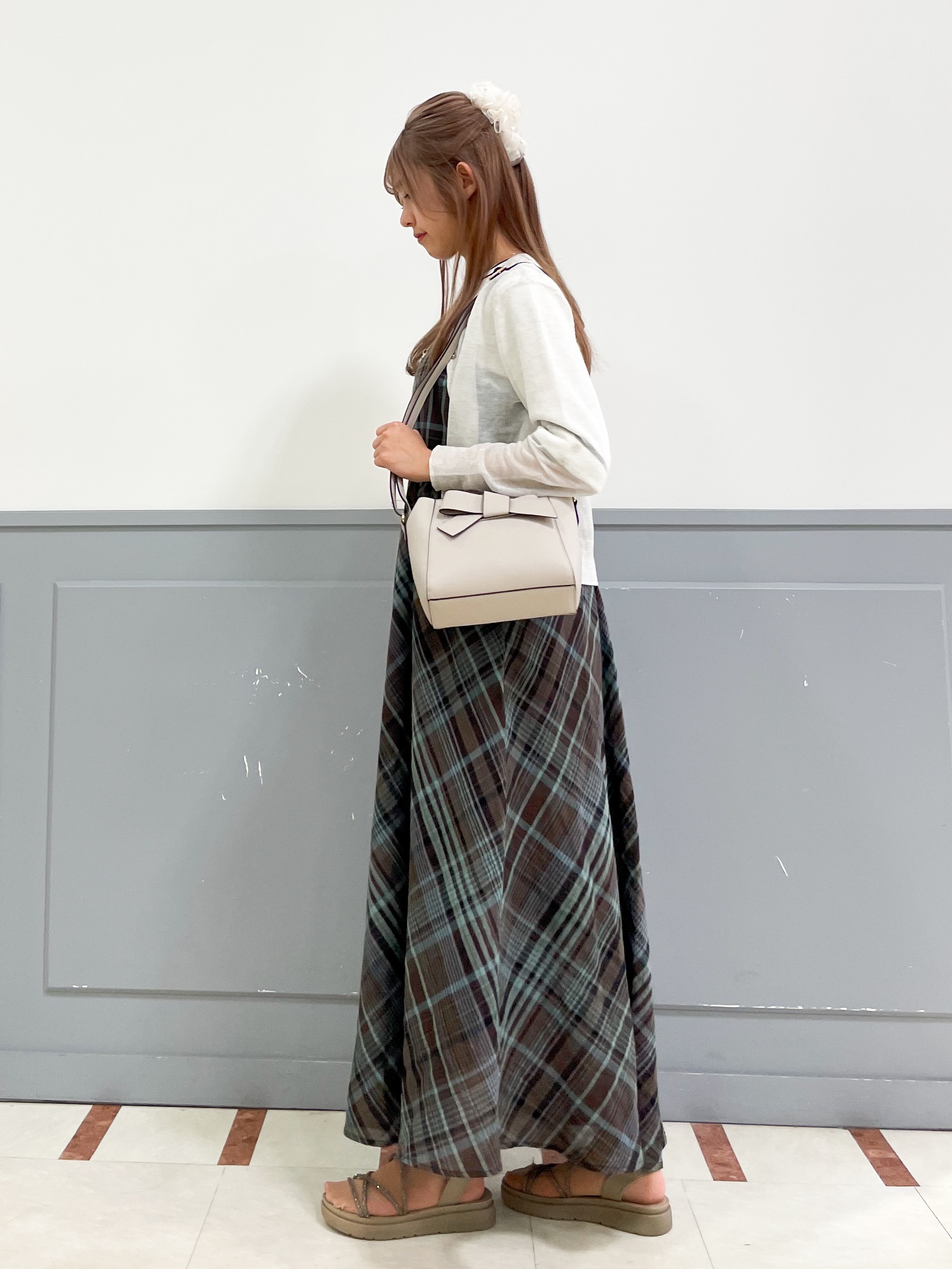 Aoさんの「grove｜高評価！【洗える/名品】大人の透け感、シアーカーディガン」を使ったコーディネート