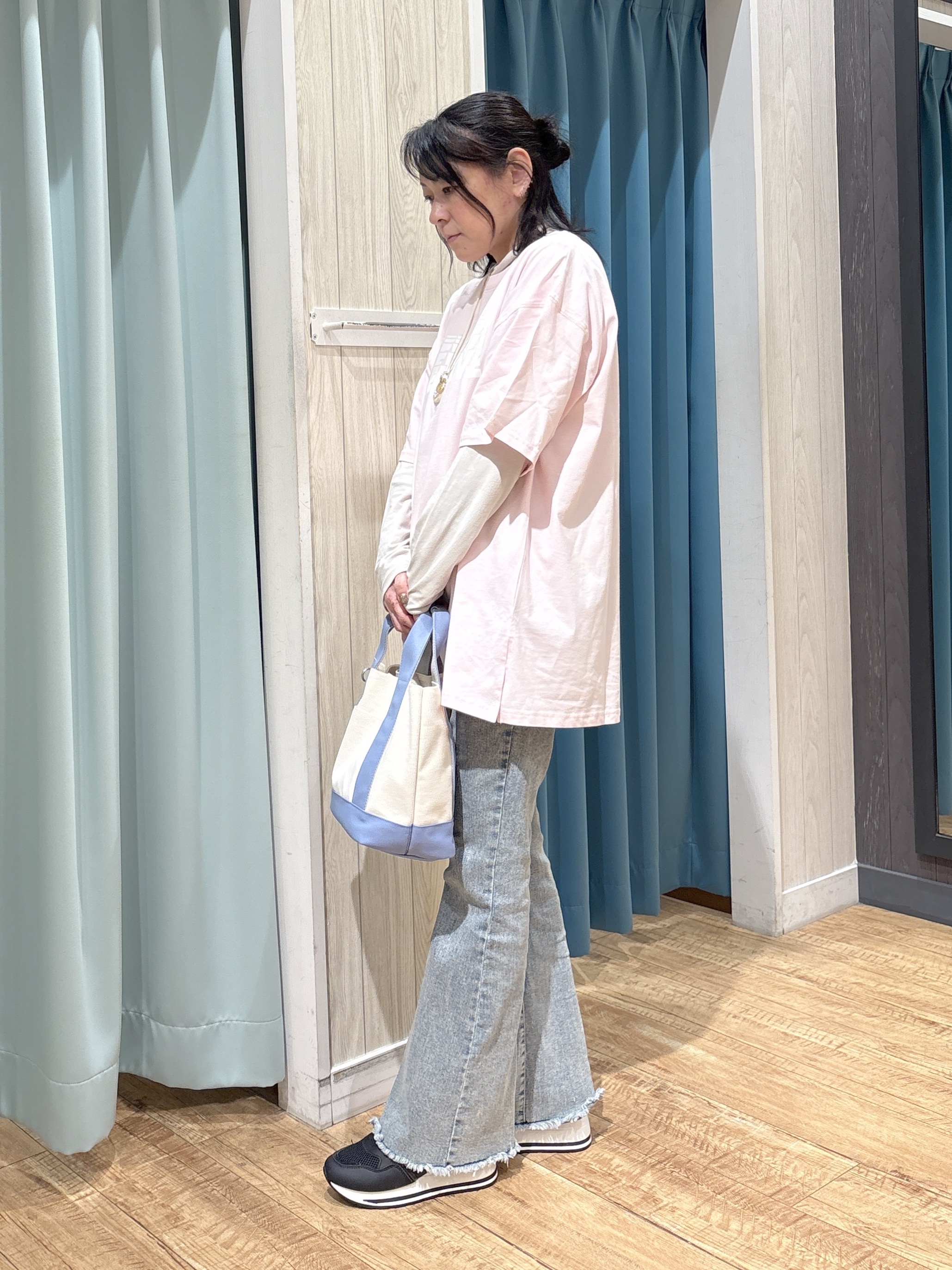 わかさんの「SHOO･LA･RUE｜【体型カバー】ゆるっとBIGアソートTシャツ」を使ったコーディネート