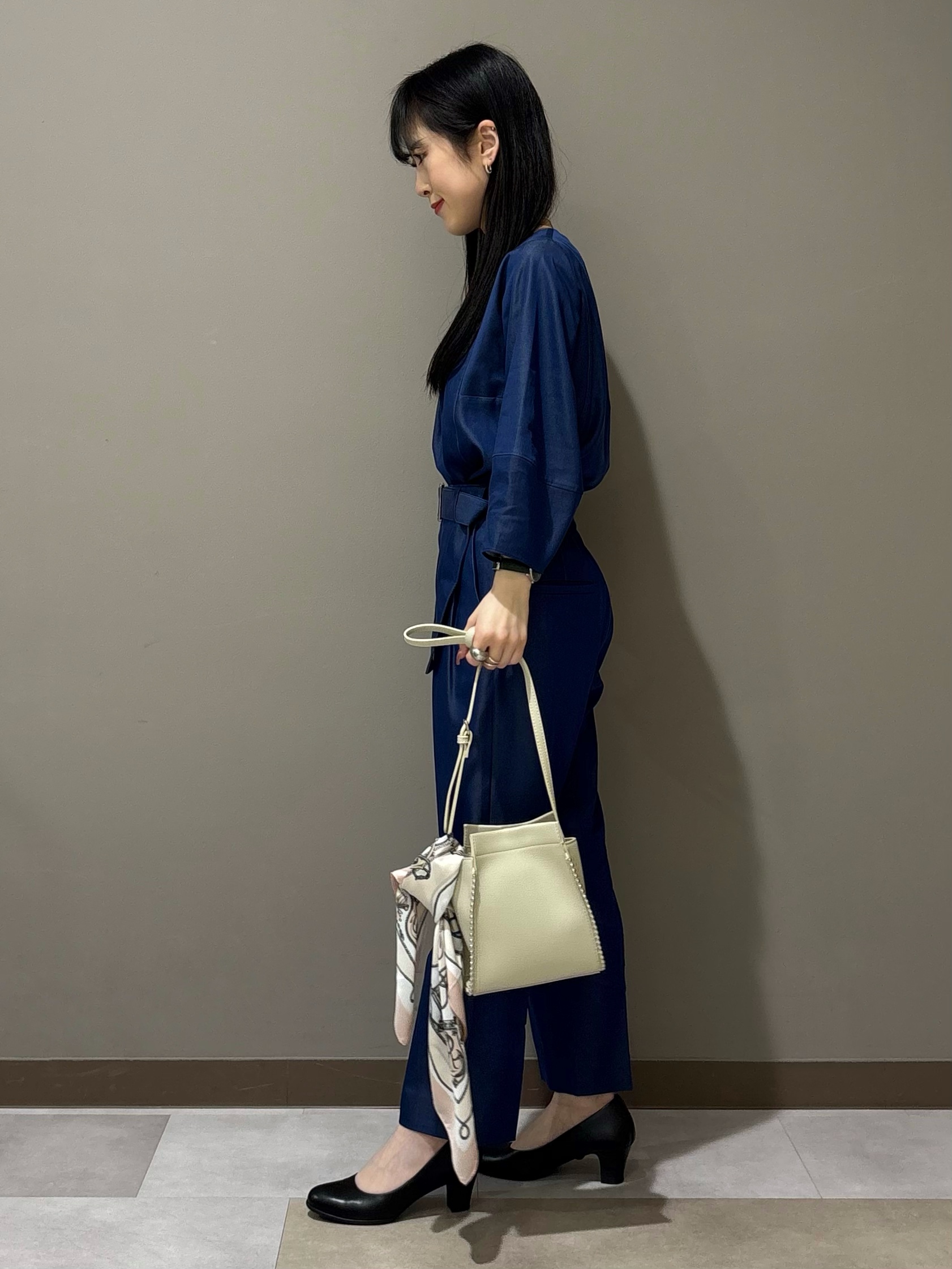KEIKOさんの「INDIVI｜【洗える／UVケア／SETUP可能】デニムライク ランタン袖ブラウス」を使ったコーディネート
