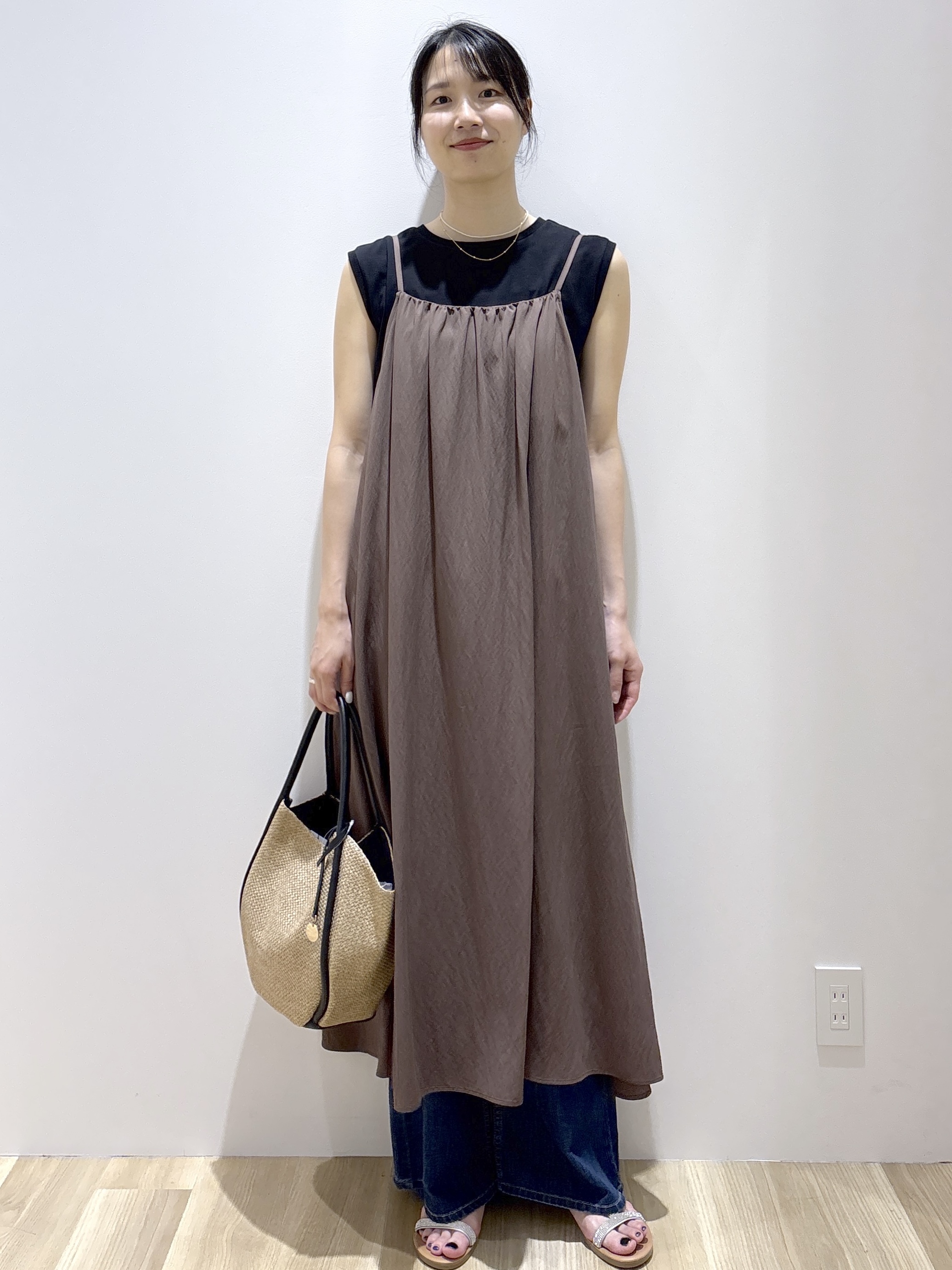 sachikoさんの「OPAQUE.CLIP｜マルチボーダーアソート ノースリーブTシャツ【洗濯機OK】」を使ったコーディネート