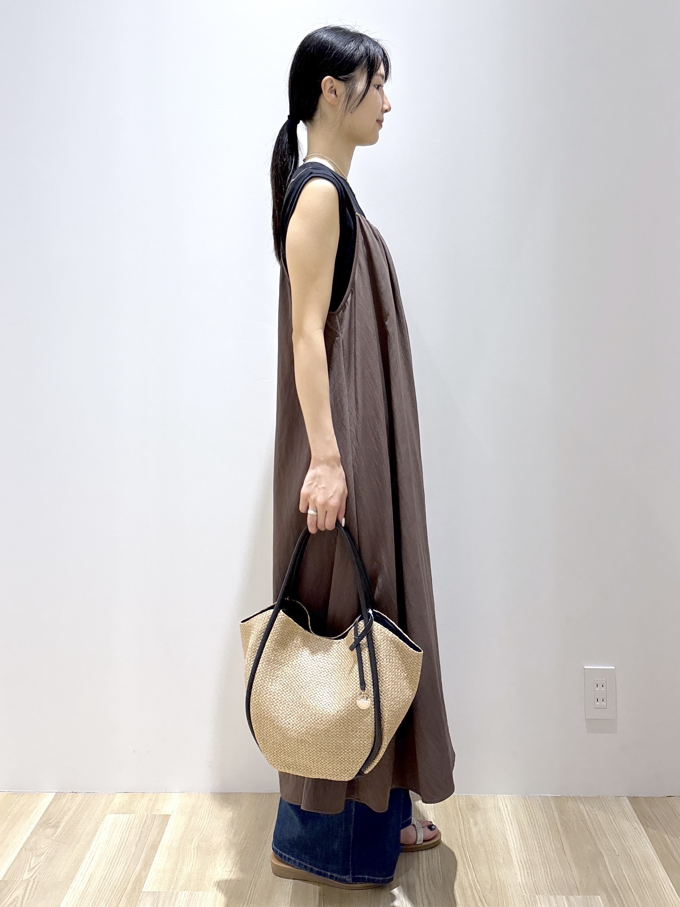 sachikoさんの「OPAQUE.CLIP｜マルチボーダーアソート ノースリーブTシャツ【洗濯機OK】」を使ったコーディネート