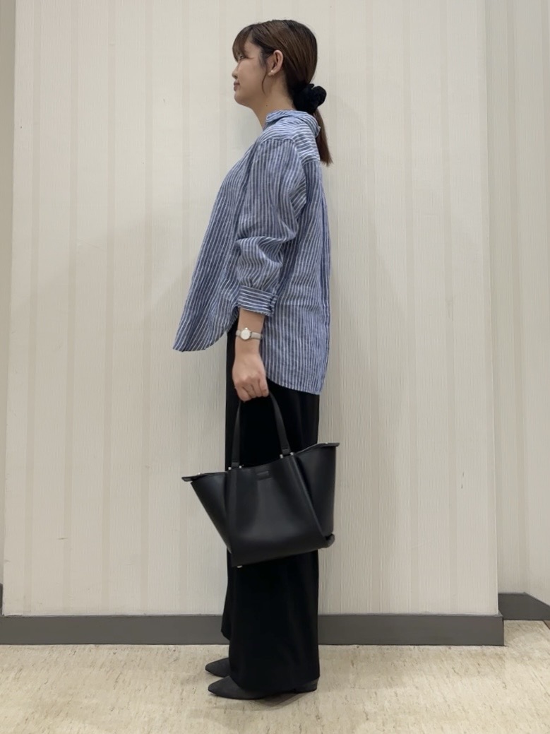 ちひさんの「INDIVI｜【接触冷感／2WAY】カシュクールリネンシャツ」を使ったコーディネート