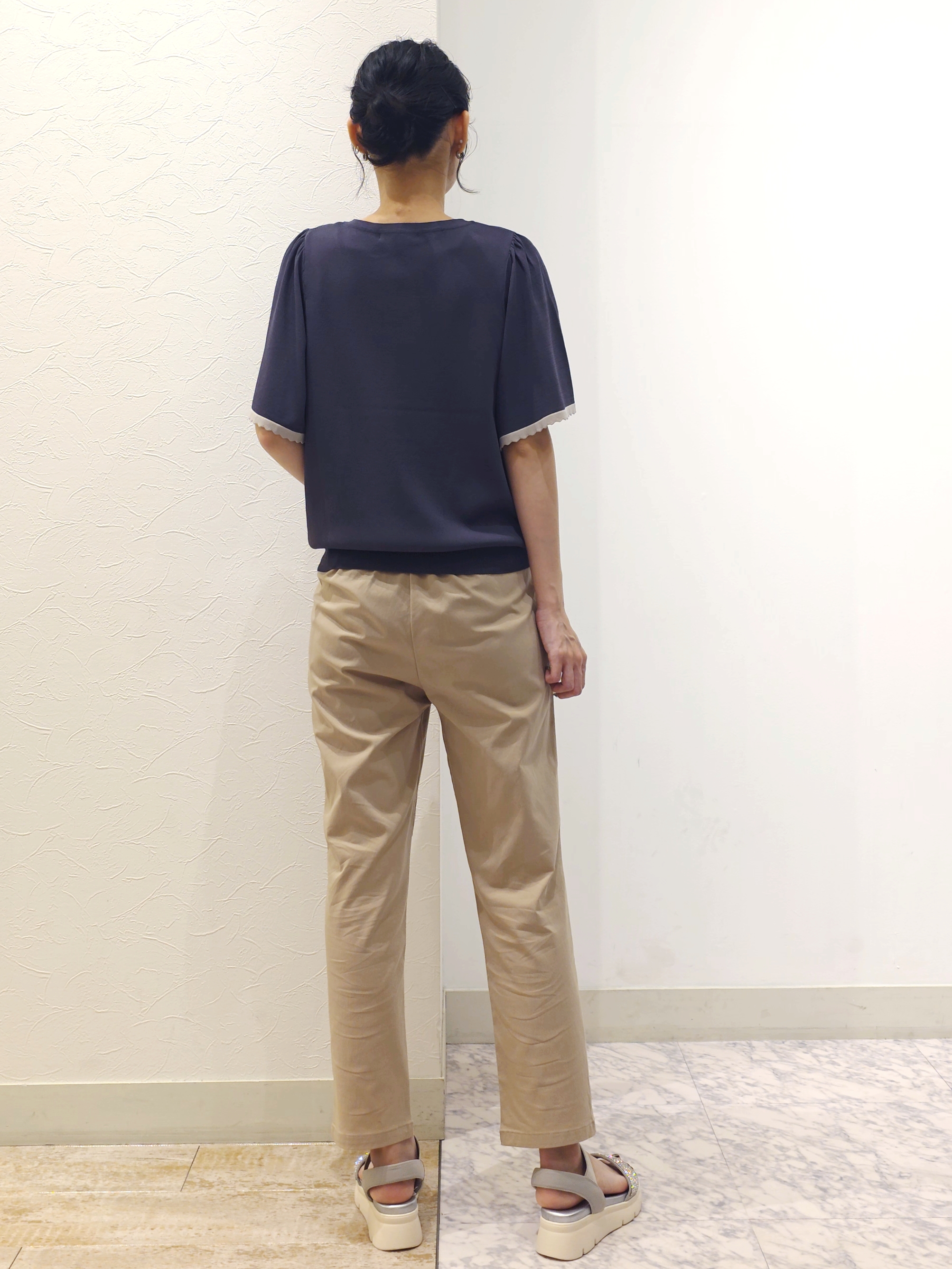 ケイさんの「grove｜高評価！【シリーズ累計36万枚！名品ニット】やわらかドライタッチ スカラップスリーブニット」を使ったコーディネート