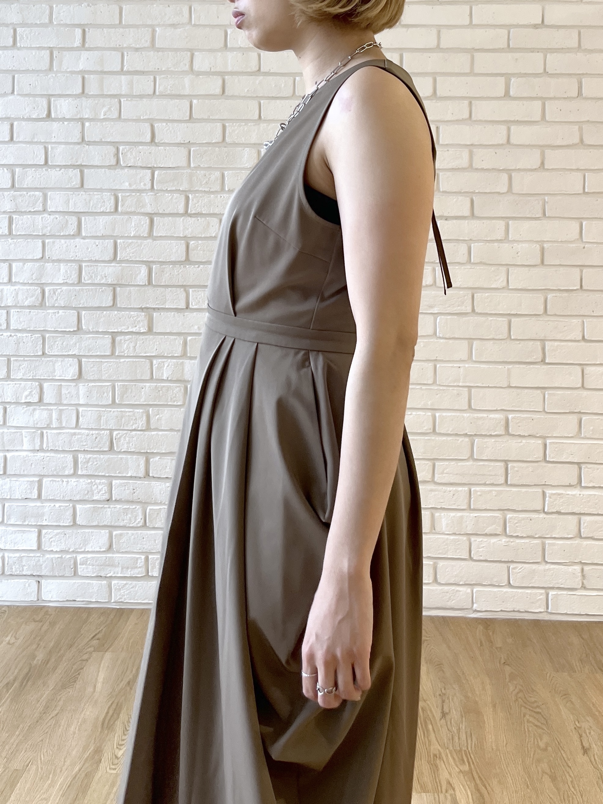 Harukaさんの「INDIVI｜サイドドレープワンピース【UVカット／接触冷感】」を使ったコーディネート