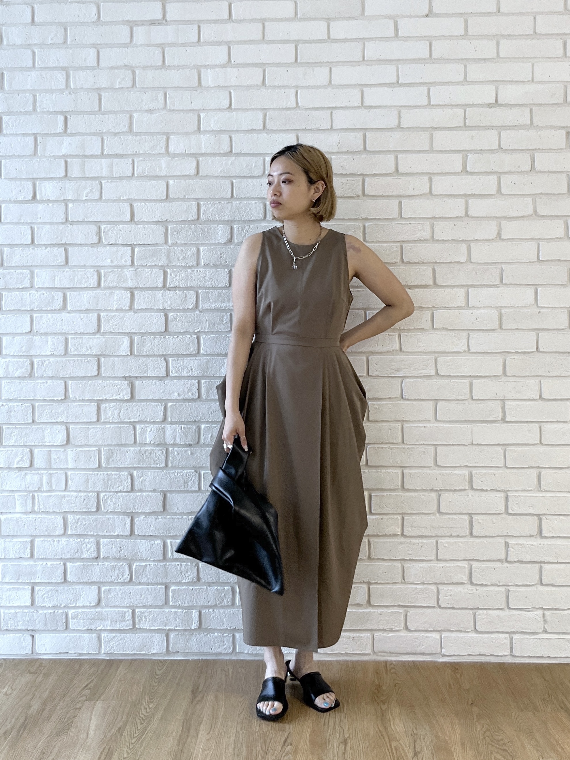 Harukaさんの「INDIVI｜サイドドレープワンピース【UVカット／接触冷感】」を使ったコーディネート