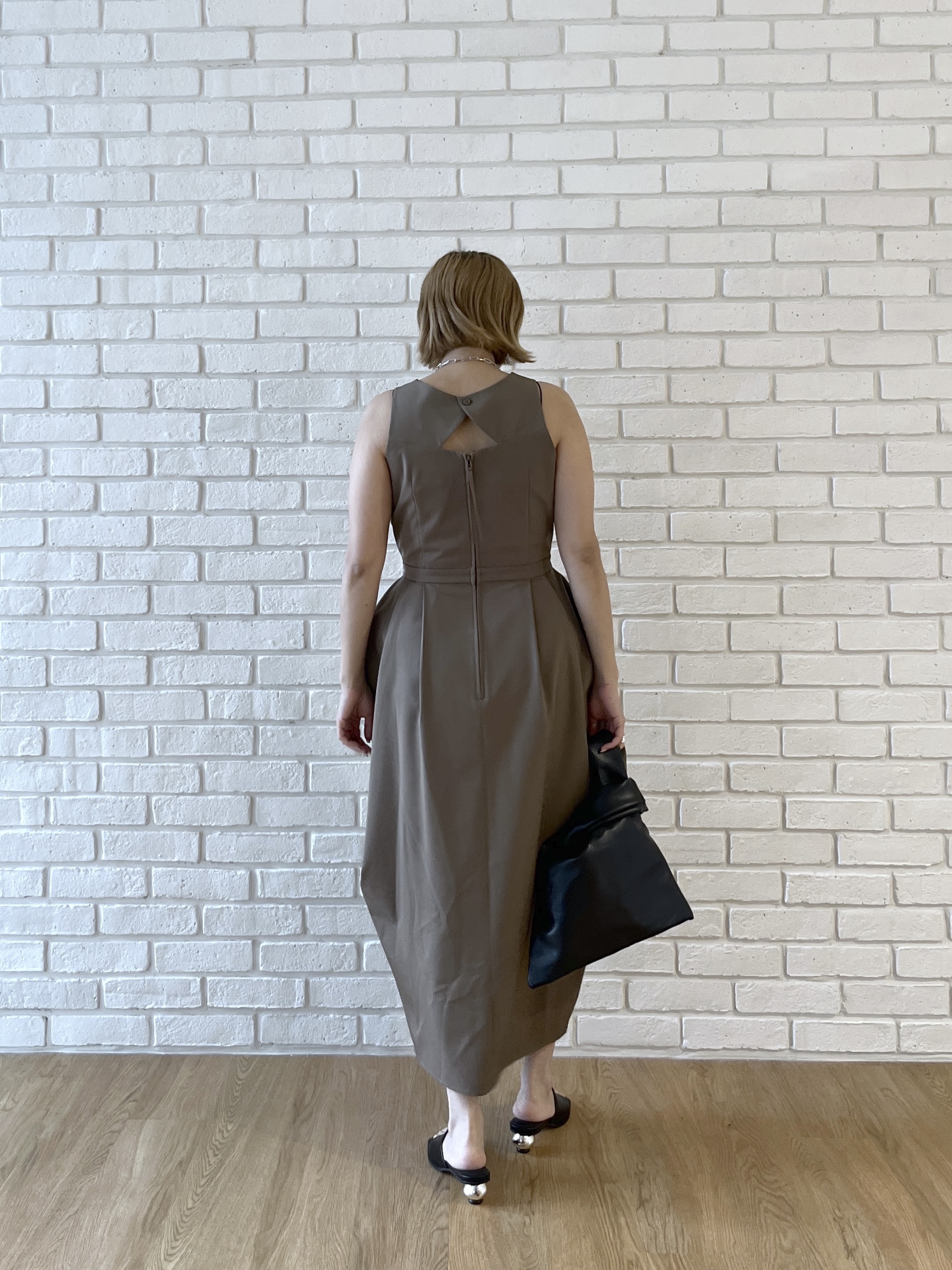 Harukaさんの「INDIVI｜サイドドレープワンピース【UVカット／接触冷感】」を使ったコーディネート