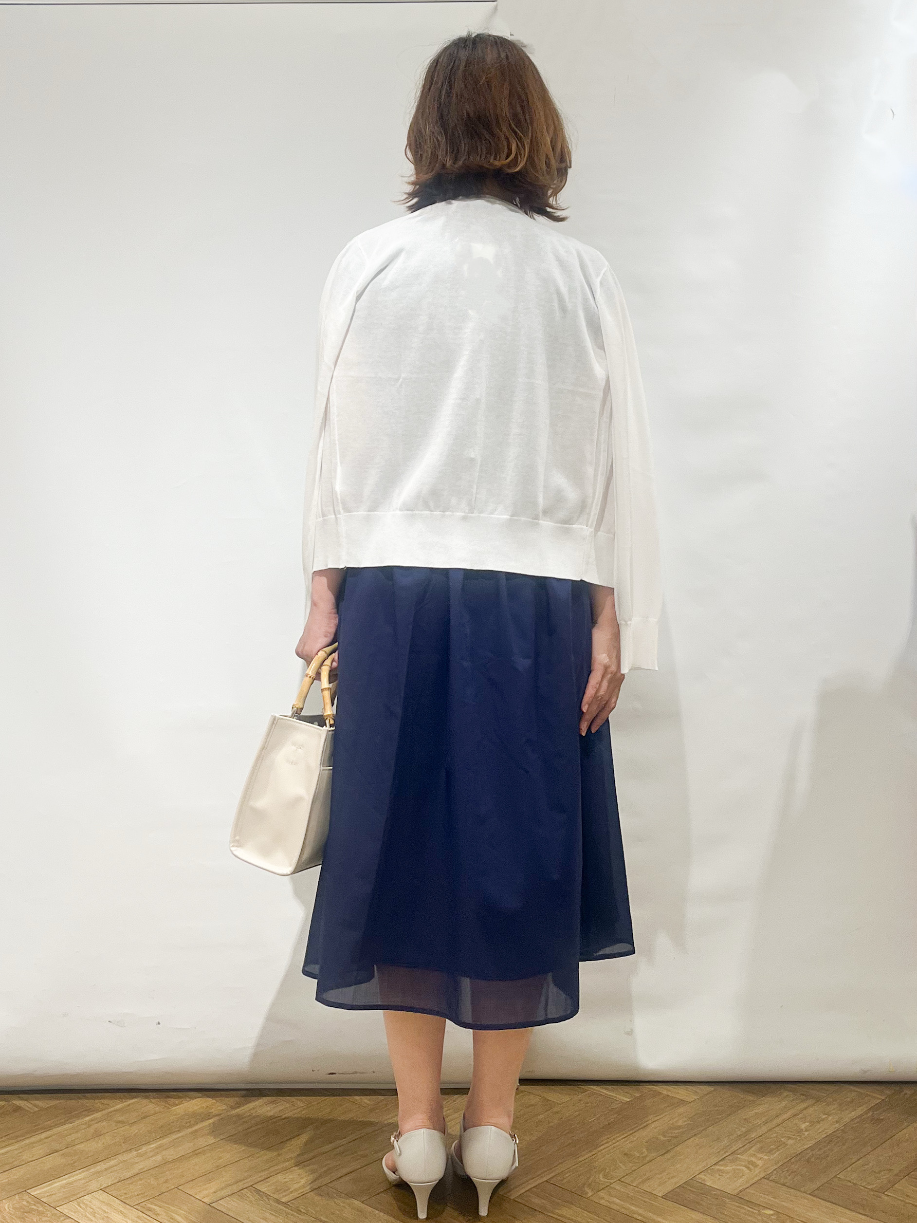 fumiさんの「index｜【接触冷感】ビジューボタンカーディガン《抗ピリング／洗濯機OK》」を使ったコーディネート