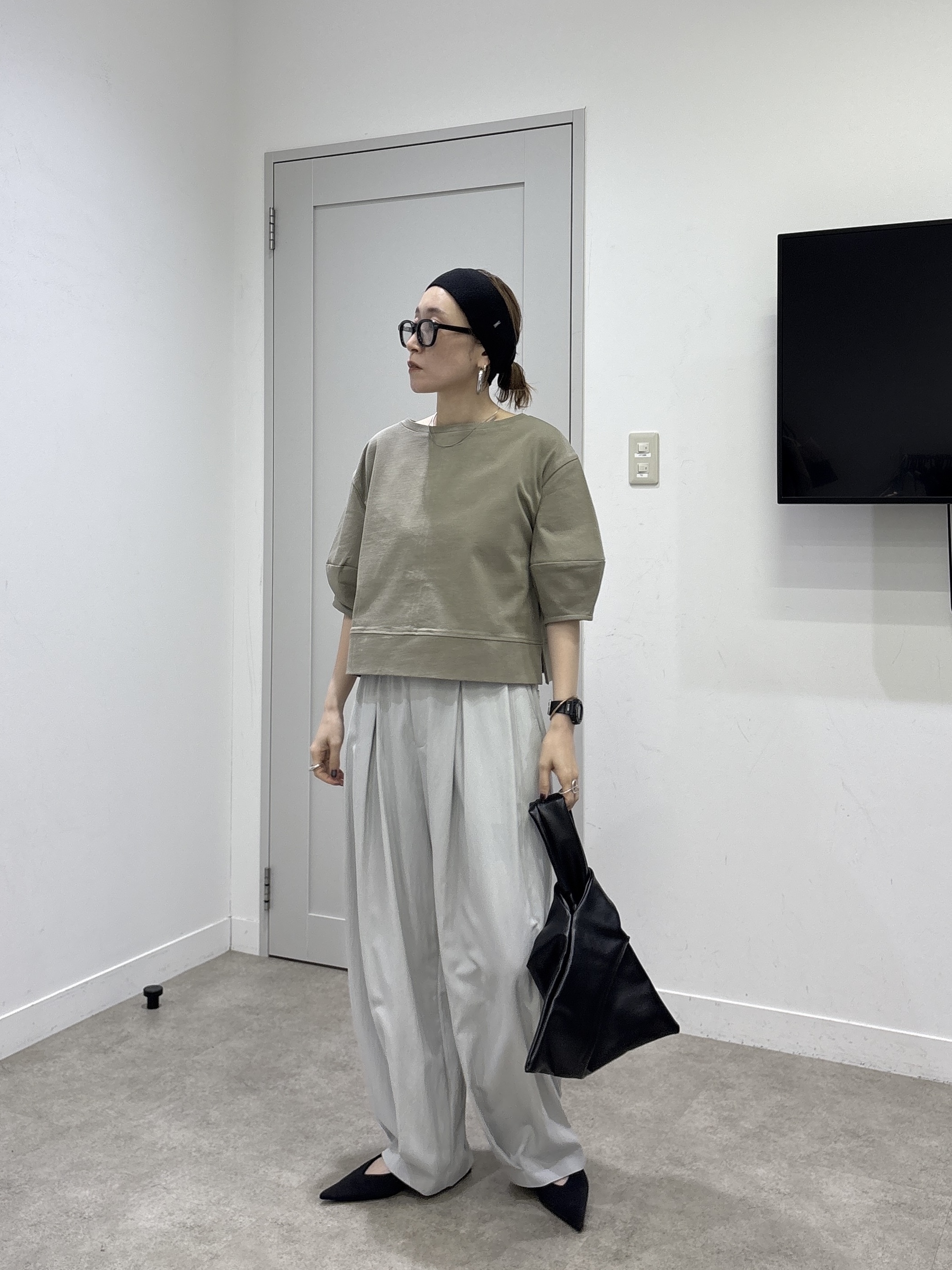 kotakiさんの「INDIVI｜ハーフスリーブフォルムカットソー【再入荷／マシンウォッシュ／接触冷感】」を使ったコーディネート