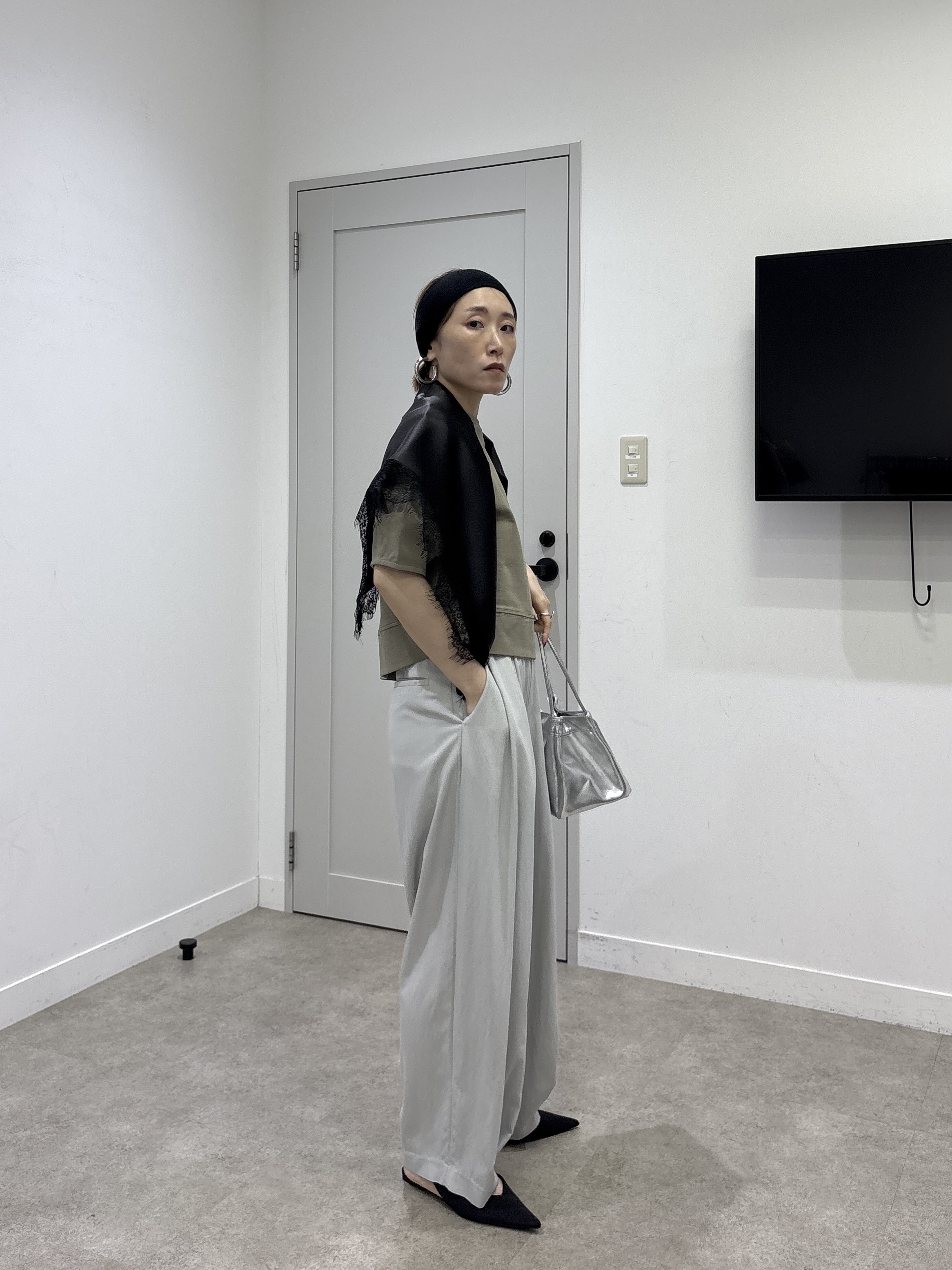 kotakiさんの「INDIVI｜ハーフスリーブフォルムカットソー【再入荷／マシンウォッシュ／接触冷感】」を使ったコーディネート