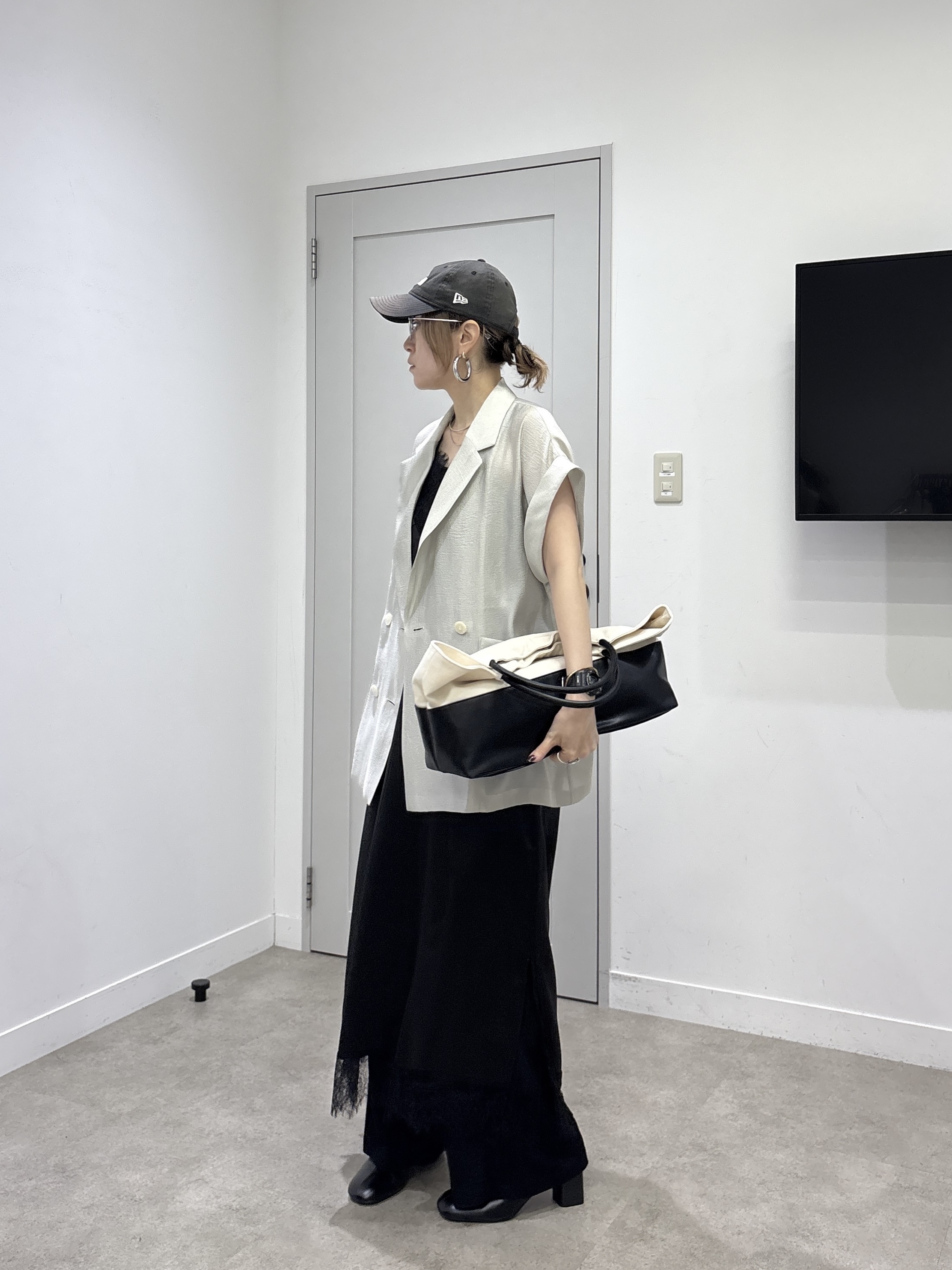 kotakiさんの「INDIVI｜ワッシャーシアー半袖ダブルジャケット」を使ったコーディネート