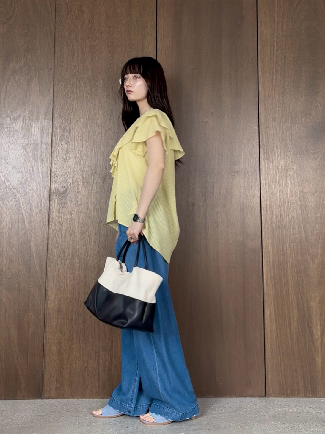 ibukiさんの「INDIVI｜フリルネックシアーブラウス」を使ったコーディネート