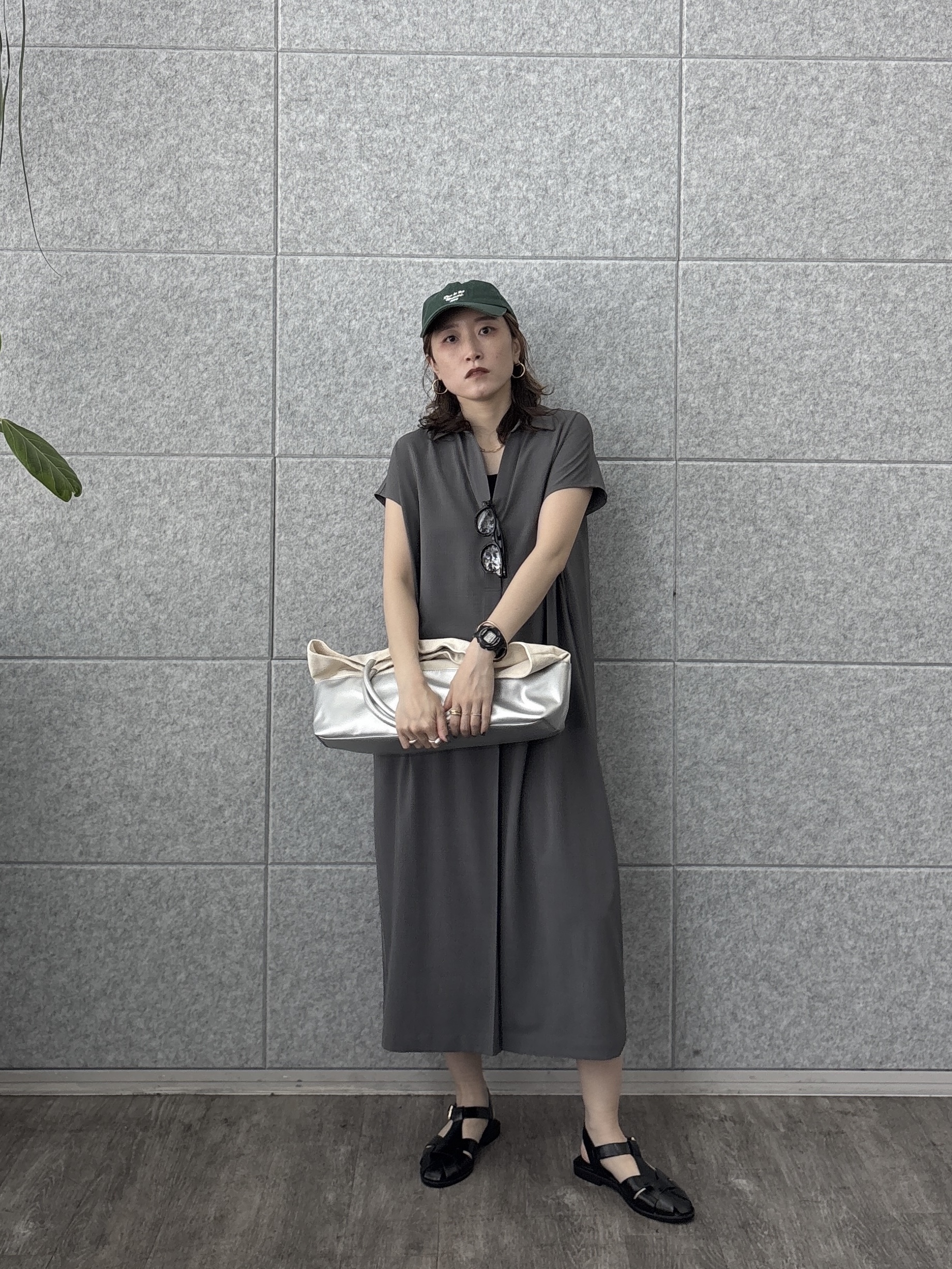 kotakiさんの「INDIVI｜Comfy SET UP｜スキッパーワンピース【通勤／接触冷感／UVカット】」を使ったコーディネート