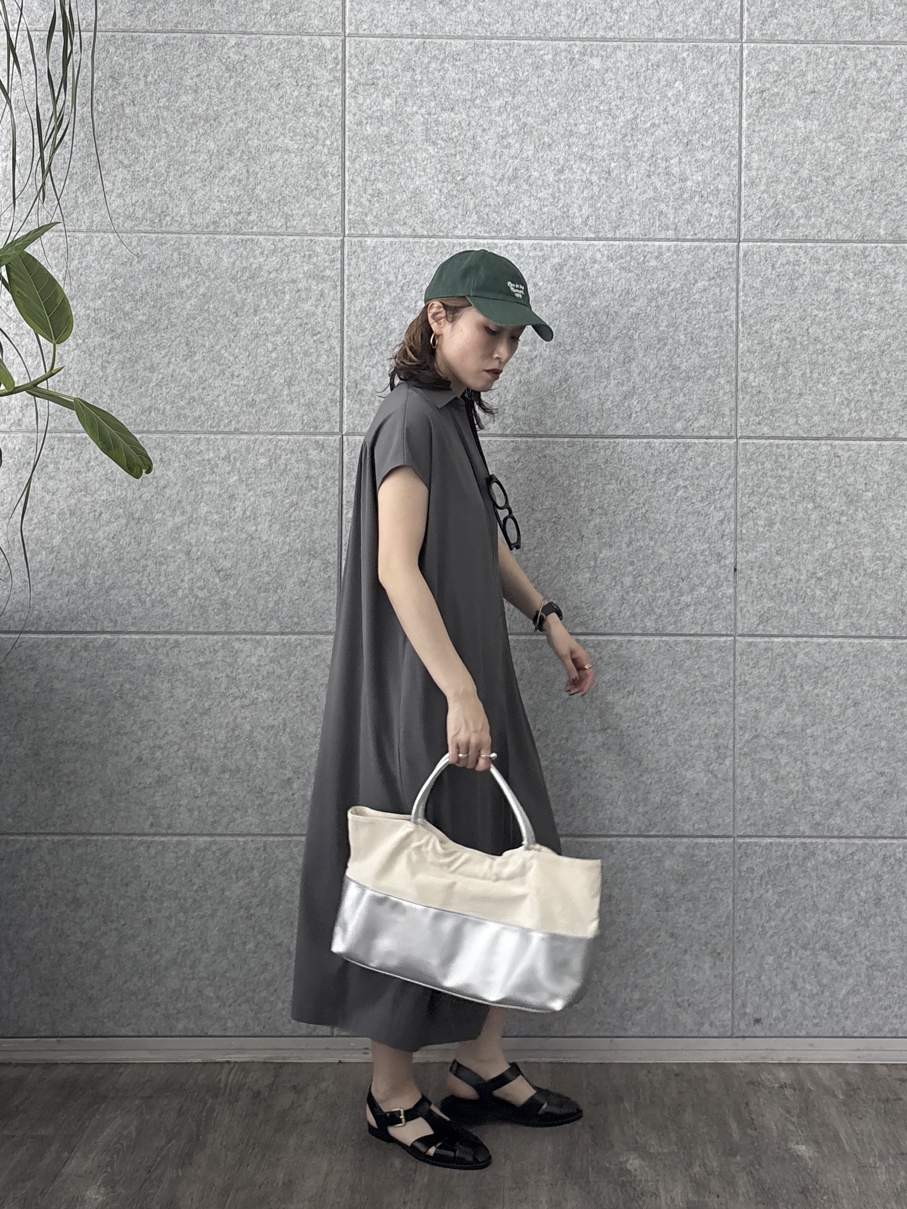 kotakiさんの「INDIVI｜Comfy SET UP｜スキッパーワンピース【通勤／接触冷感／UVカット】」を使ったコーディネート