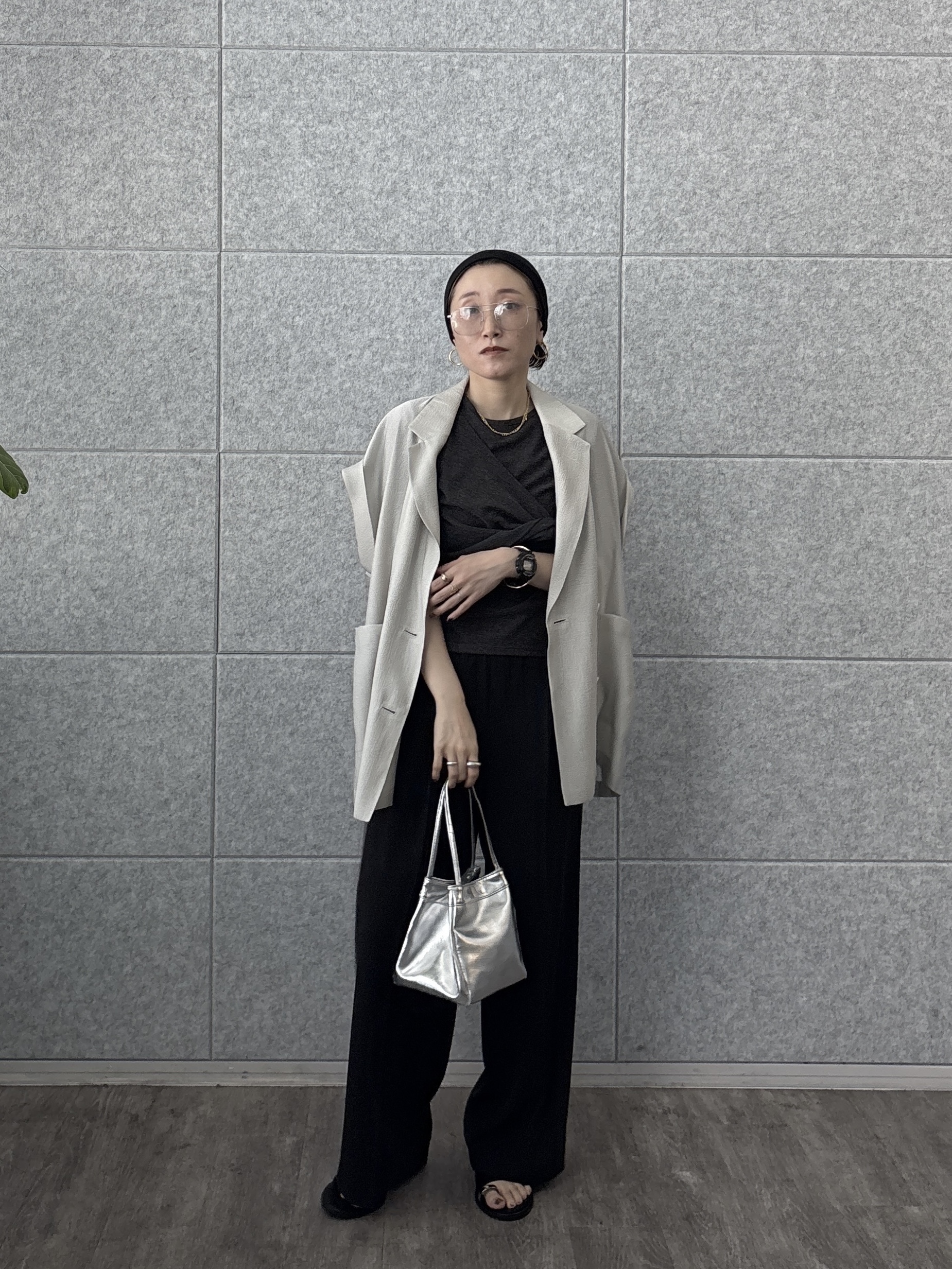 kotakiさんの「INDIVI｜ワッシャーシアー半袖ダブルジャケット」を使ったコーディネート