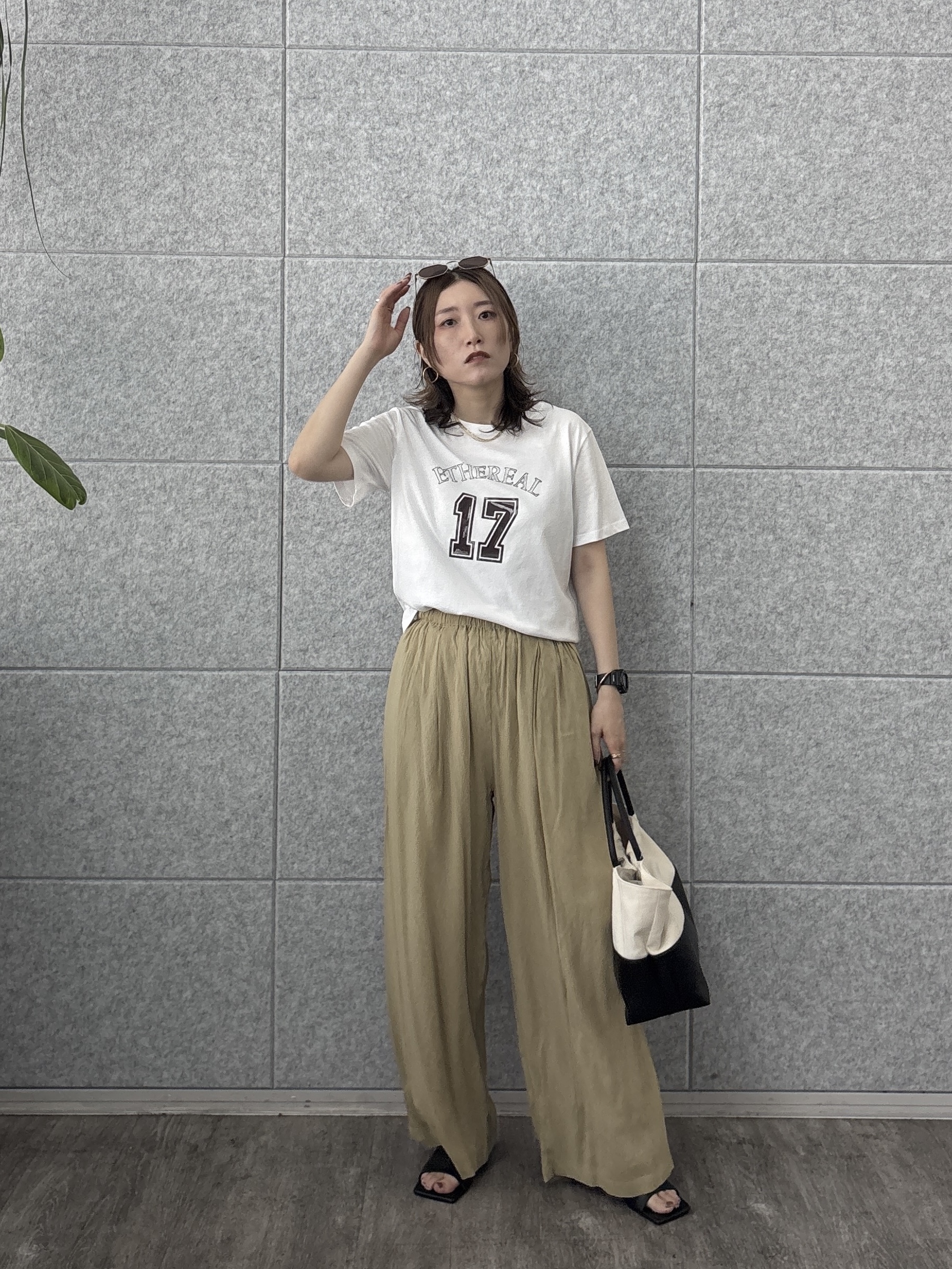kotakiさんの「INDIVI｜ボックスシルエットシアーシャツ【接触冷感】」を使ったコーディネート