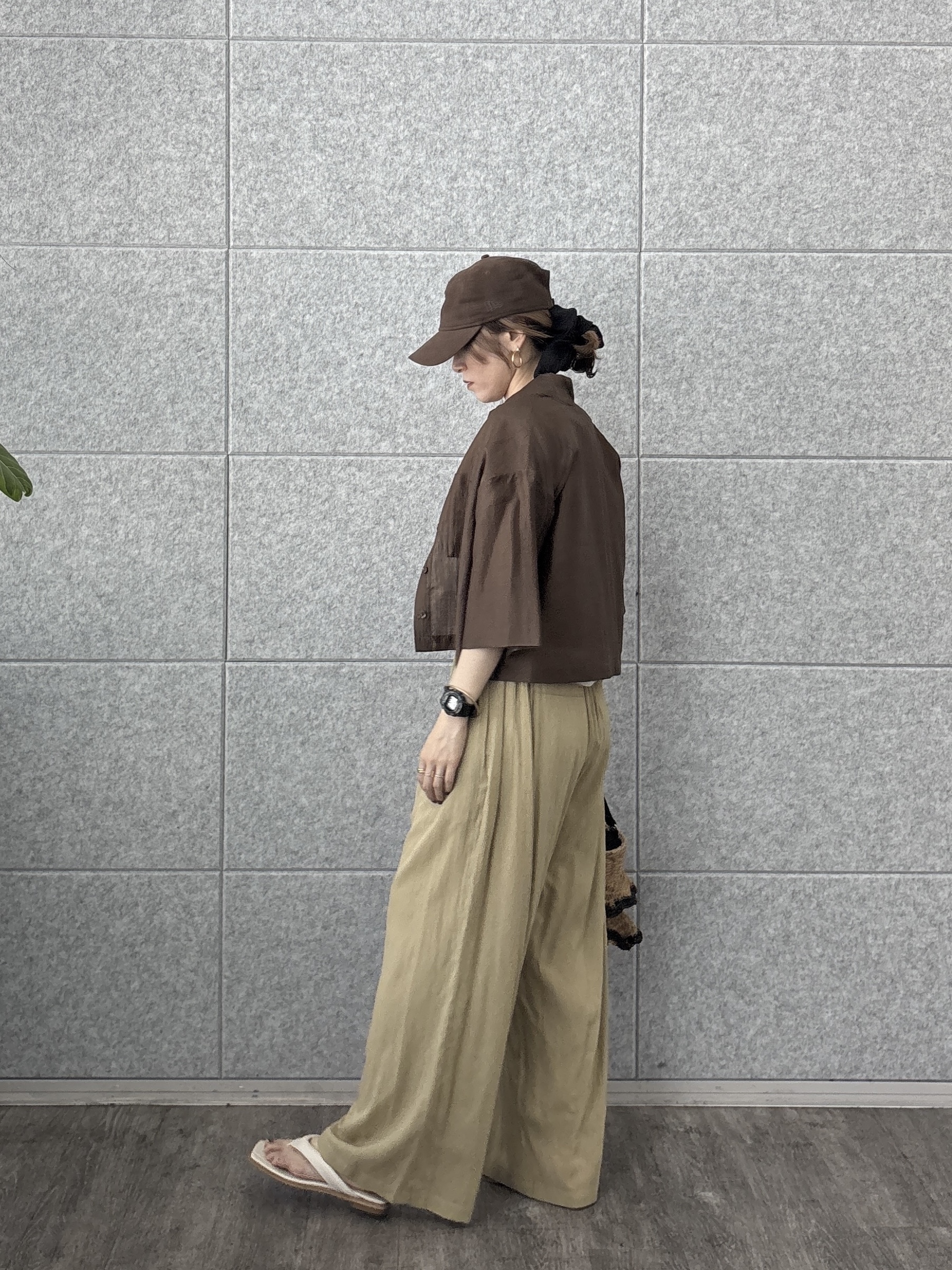 kotakiさんの「INDIVI｜ボックスシルエットシアーシャツ【接触冷感】」を使ったコーディネート