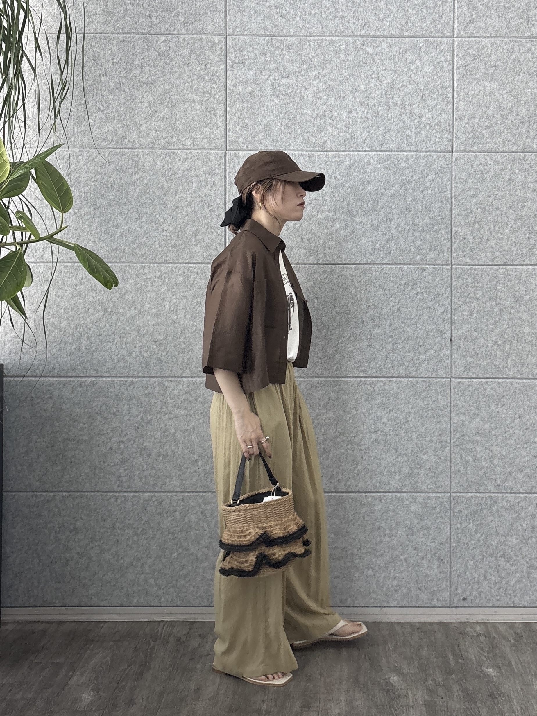 kotakiさんの「INDIVI｜ボックスシルエットシアーシャツ【接触冷感】」を使ったコーディネート