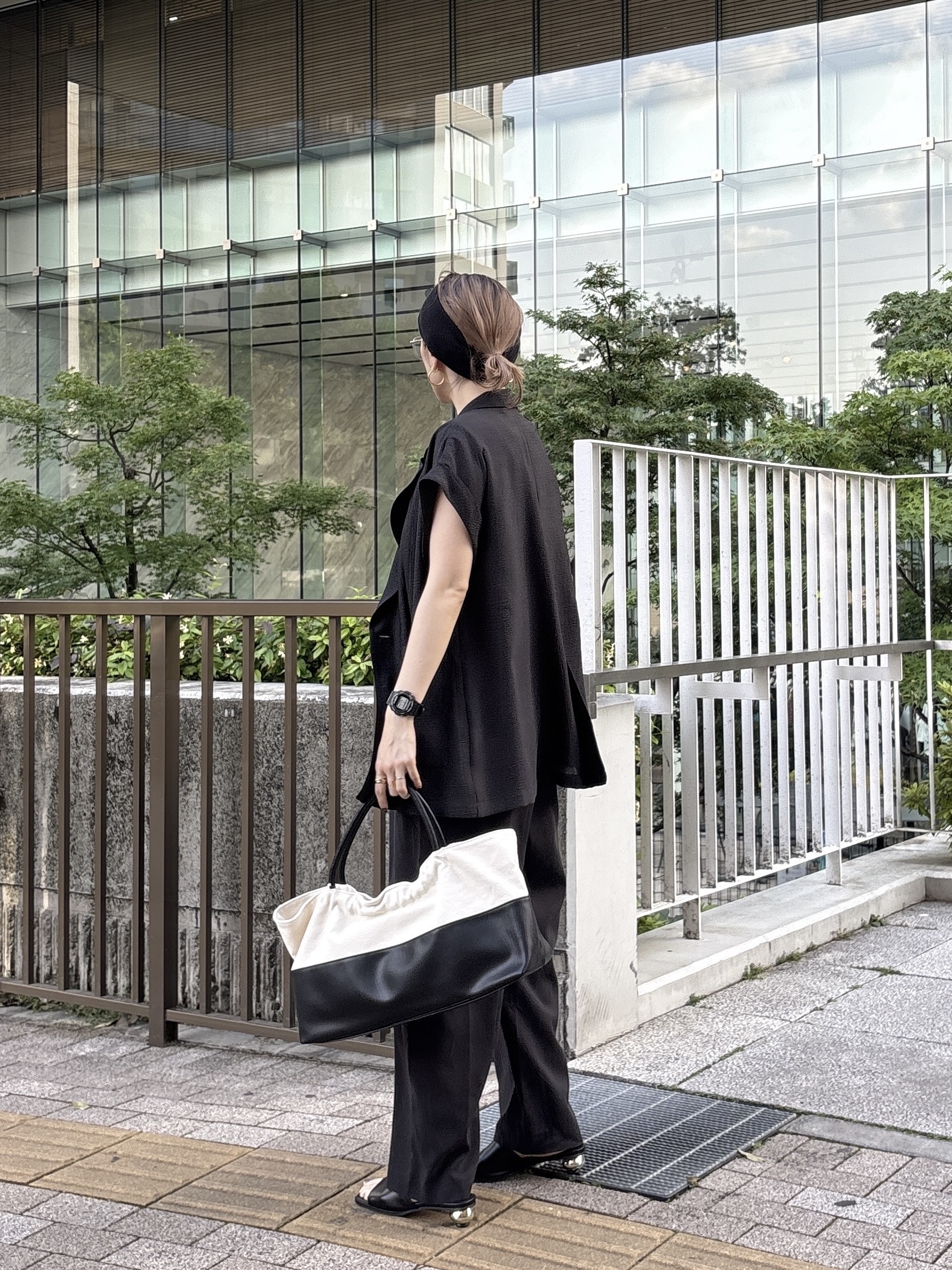kotakiさんの「INDIVI｜ワッシャーシアー半袖ダブルジャケット」を使ったコーディネート