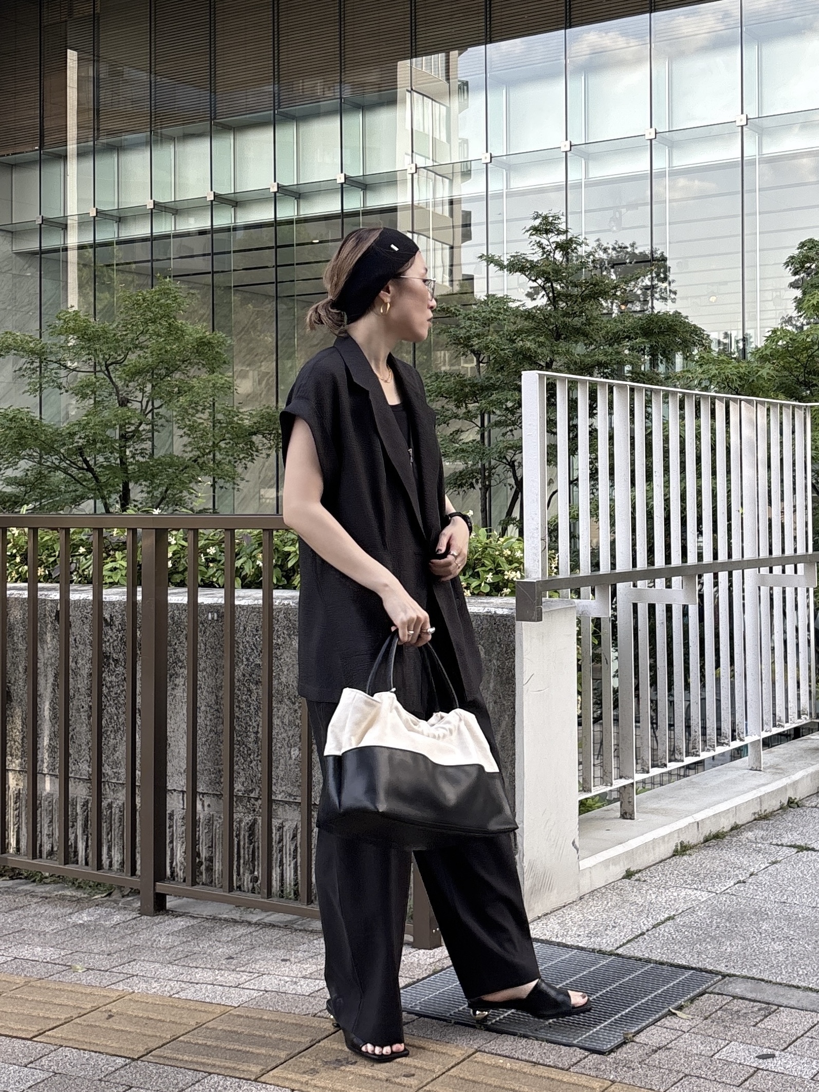 kotakiさんの「INDIVI｜ワッシャーシアー半袖ダブルジャケット」を使ったコーディネート