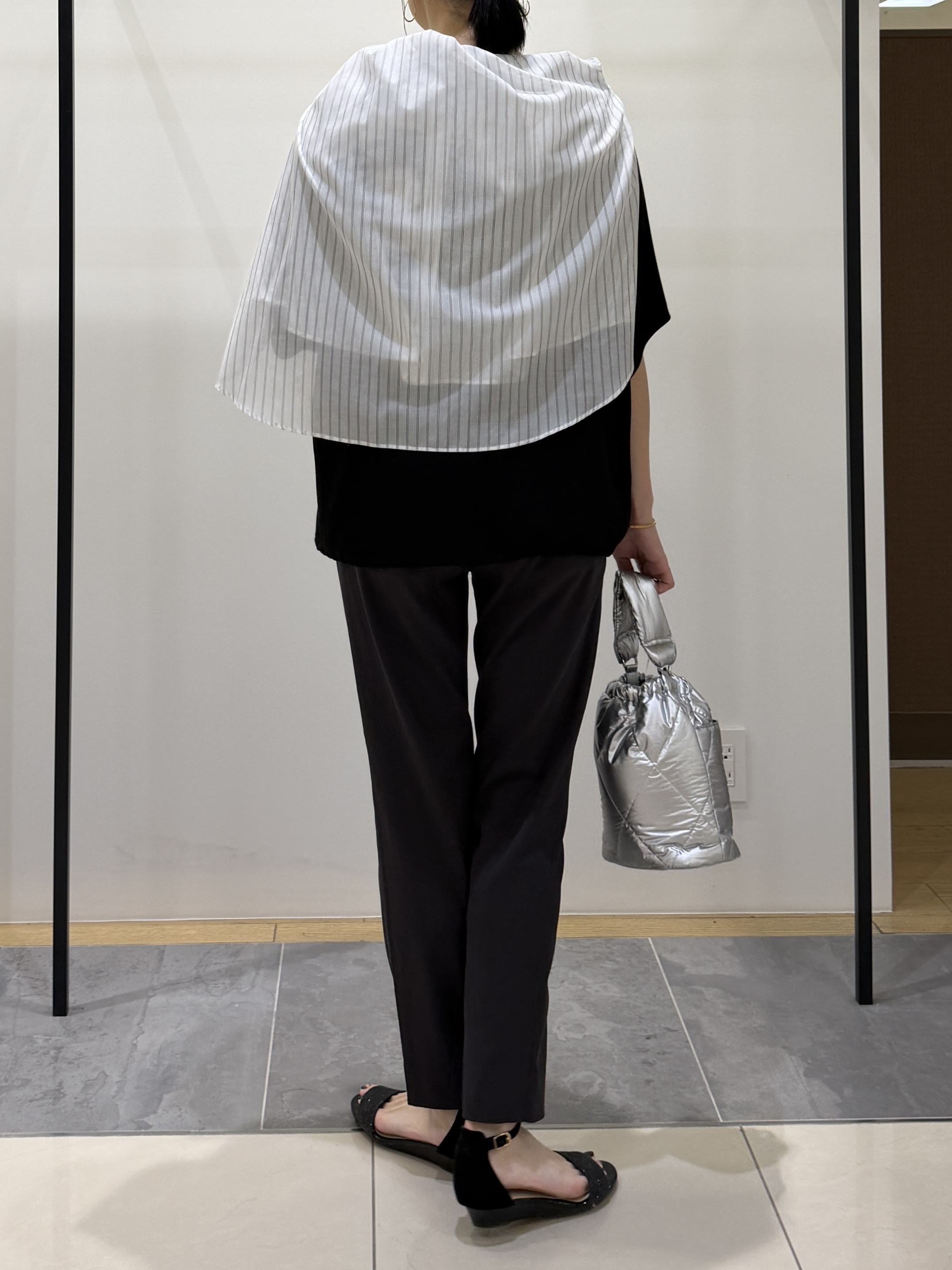 shihoさんの「INDIVI｜【洗える／2WAY／裾ドロスト付き】 ドルマンスリーブチュニックトップス」を使ったコーディネート
