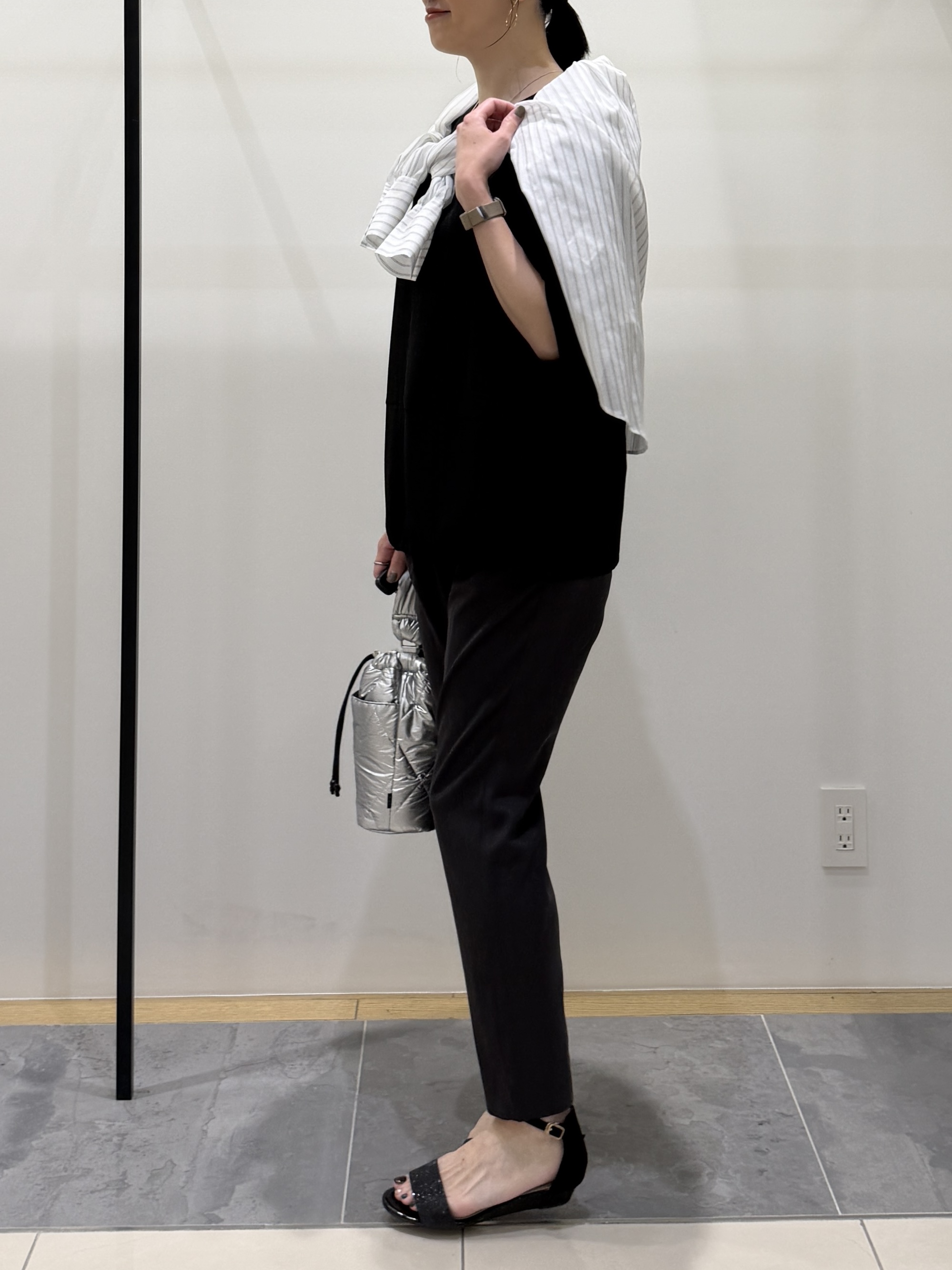 shihoさんの「INDIVI｜【洗える／2WAY／裾ドロスト付き】 ドルマンスリーブチュニックトップス」を使ったコーディネート