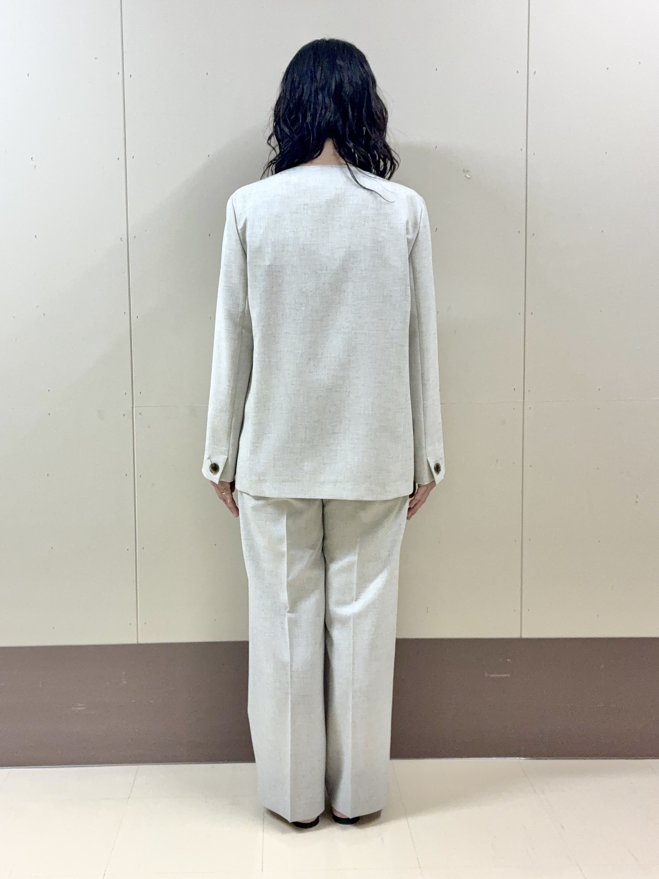 Noriさんの「UNTITLED｜【UV/接触冷感/消臭/抗菌防臭】ベーシックフレンチスリーブプルオーバー」を使ったコーディネート
