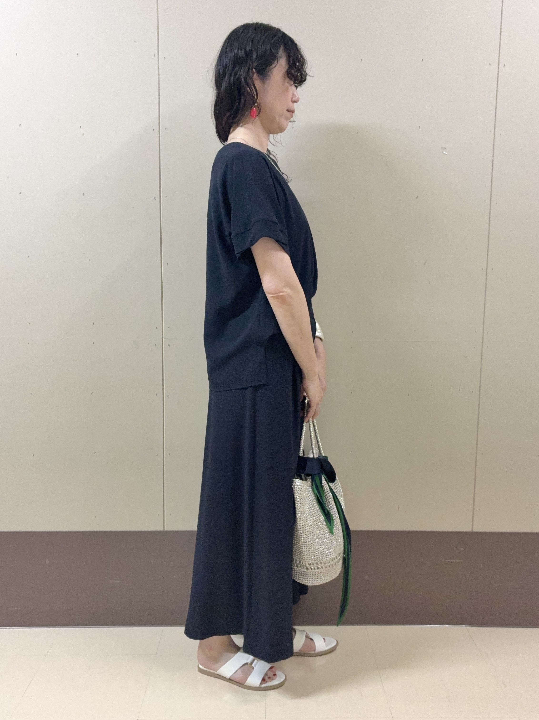 Noriさんの「UNTITLED｜【セットアップ可/UVカット/前後2WAY】リラクシーフレンチスリーブブラウス」を使ったコーディネート