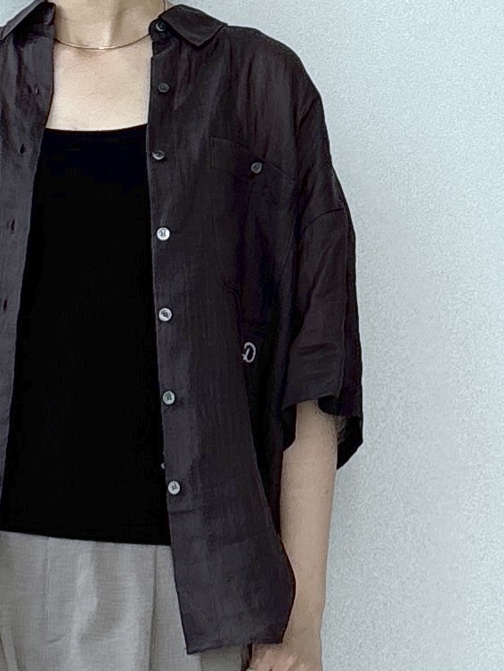 saitoさんの「DRESSTERIOR｜ピュアラミー シャツ」を使ったコーディネート