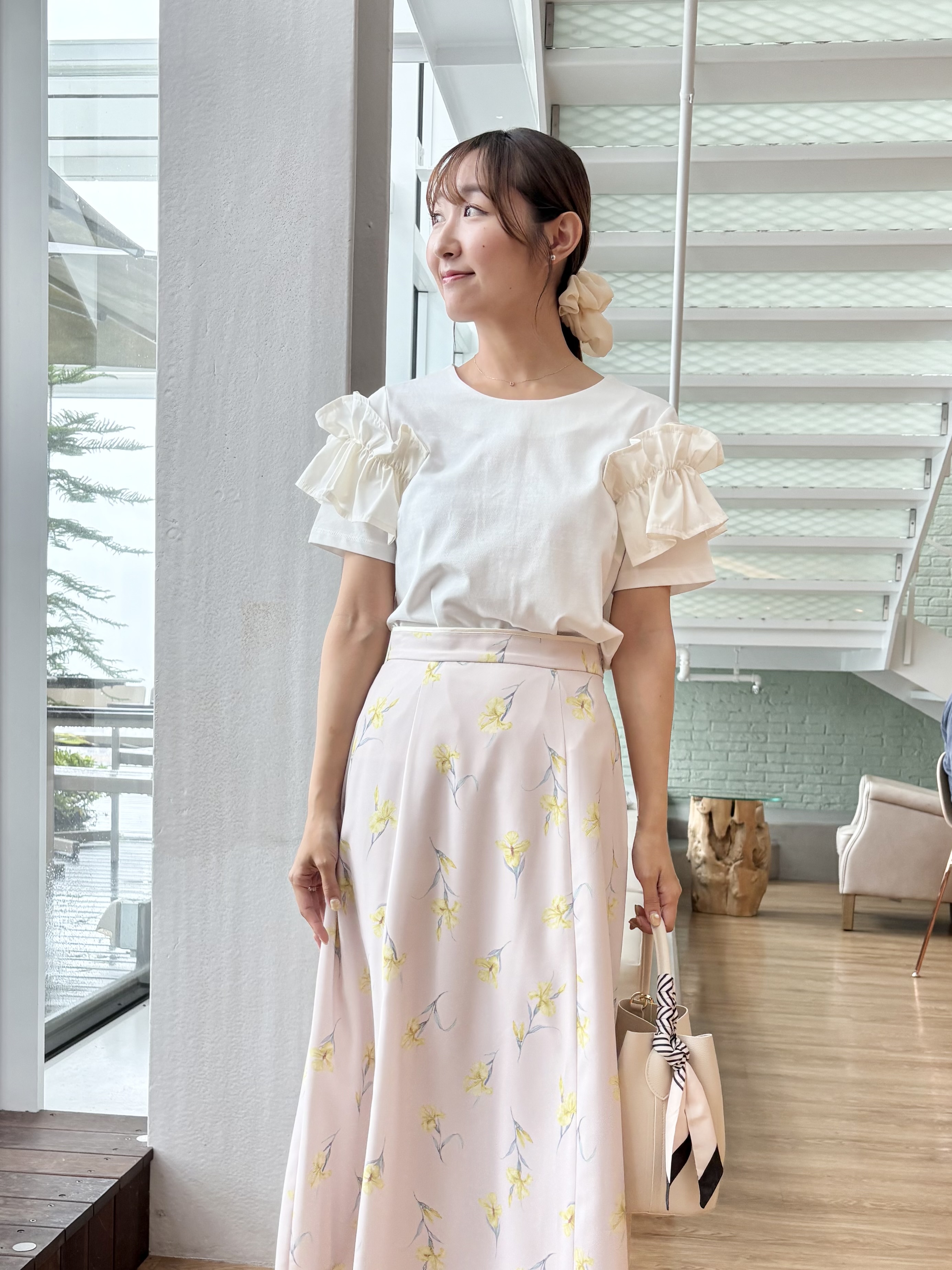 みぃさんの「index｜【接触冷感】フリルドッキングスリーブトップス《UVケア／洗濯機OK》」を使ったコーディネート