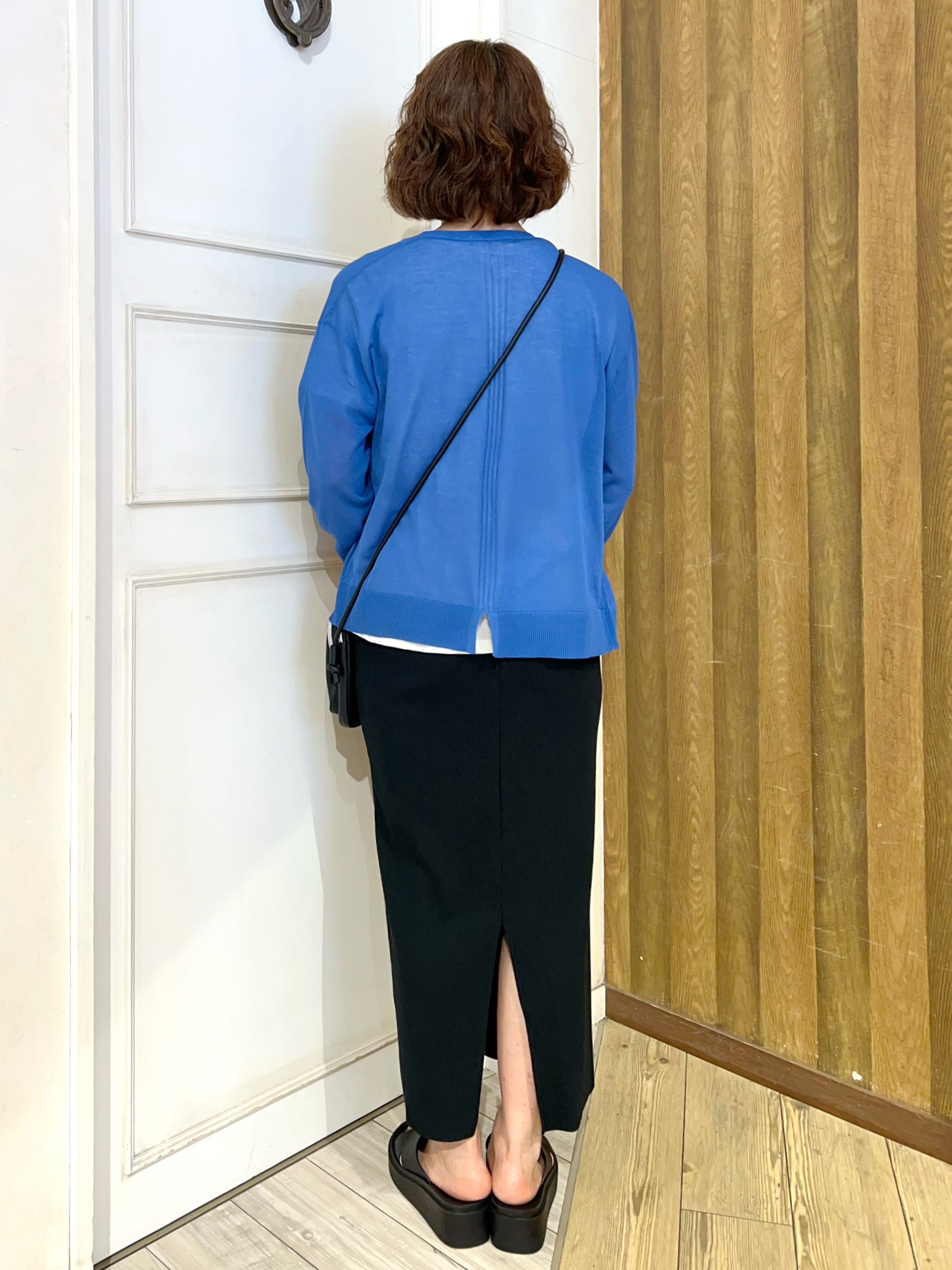 yuriyuriさんの「SHOO･LA･RUE｜【洗濯機可/S-LL】オンにもオフにも マルチに使えるボタンレスカーディガン」を使ったコーディネート